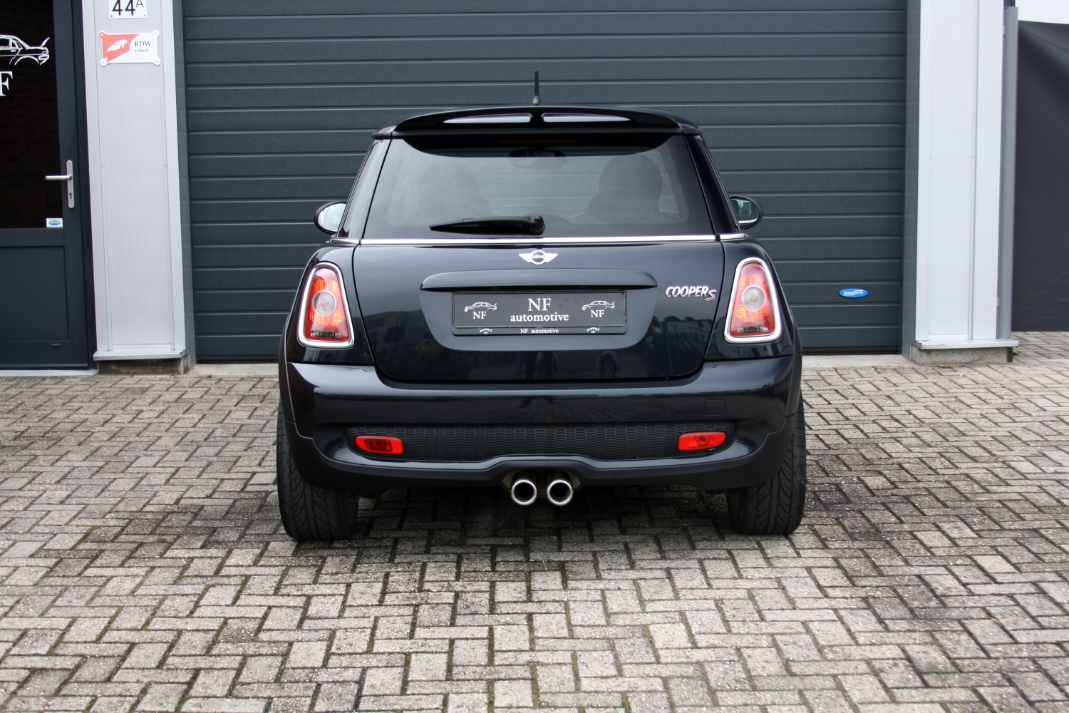 MINI-Cooper-S-R56-2007-036.JPG