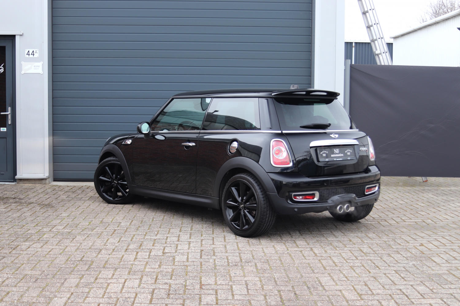 Mini cooper s r56 on sale lci