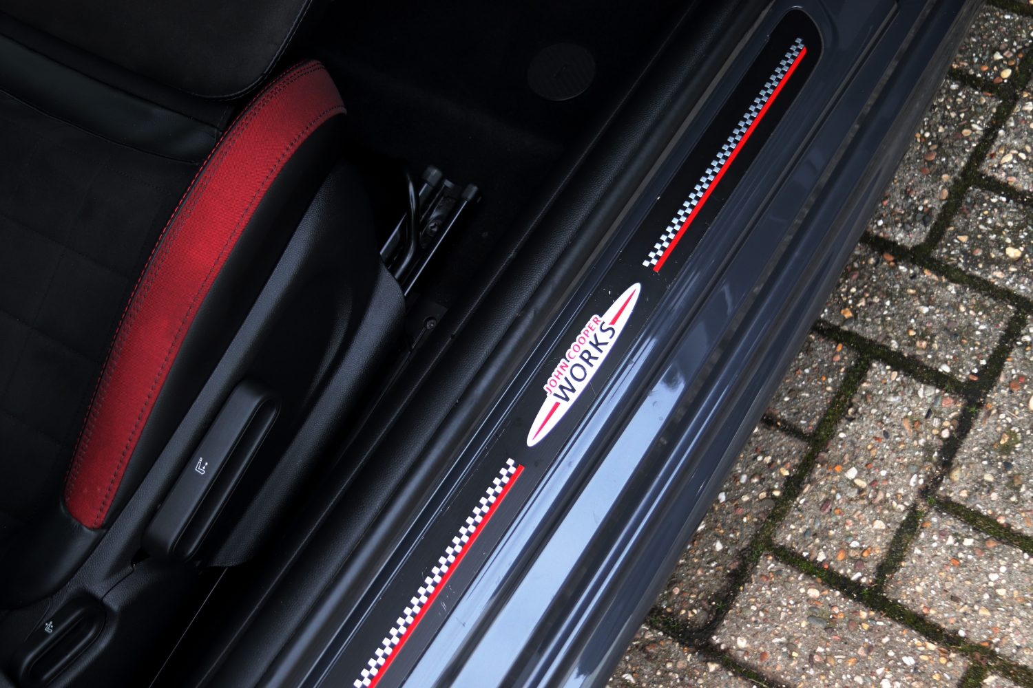 MINI-John-Cooper-Works-F56-2015-K300XG-045.JPG