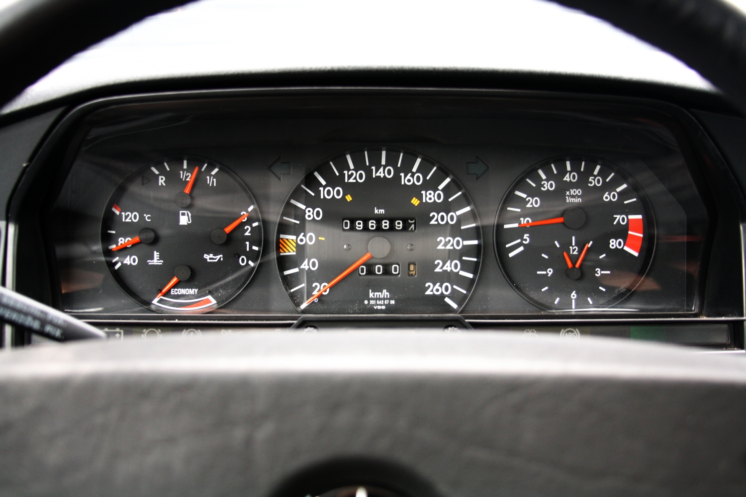 Mercedes-Benz-190E-2.3-16v-W201-1986-174.JPG