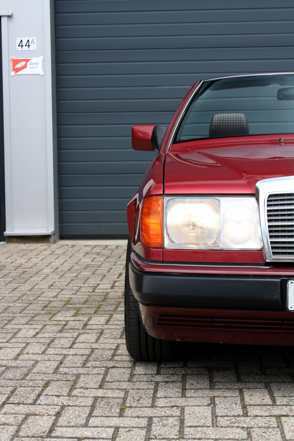 Mercedes-Benz-300CE-24v-Cabriolet-1992-037.JPG