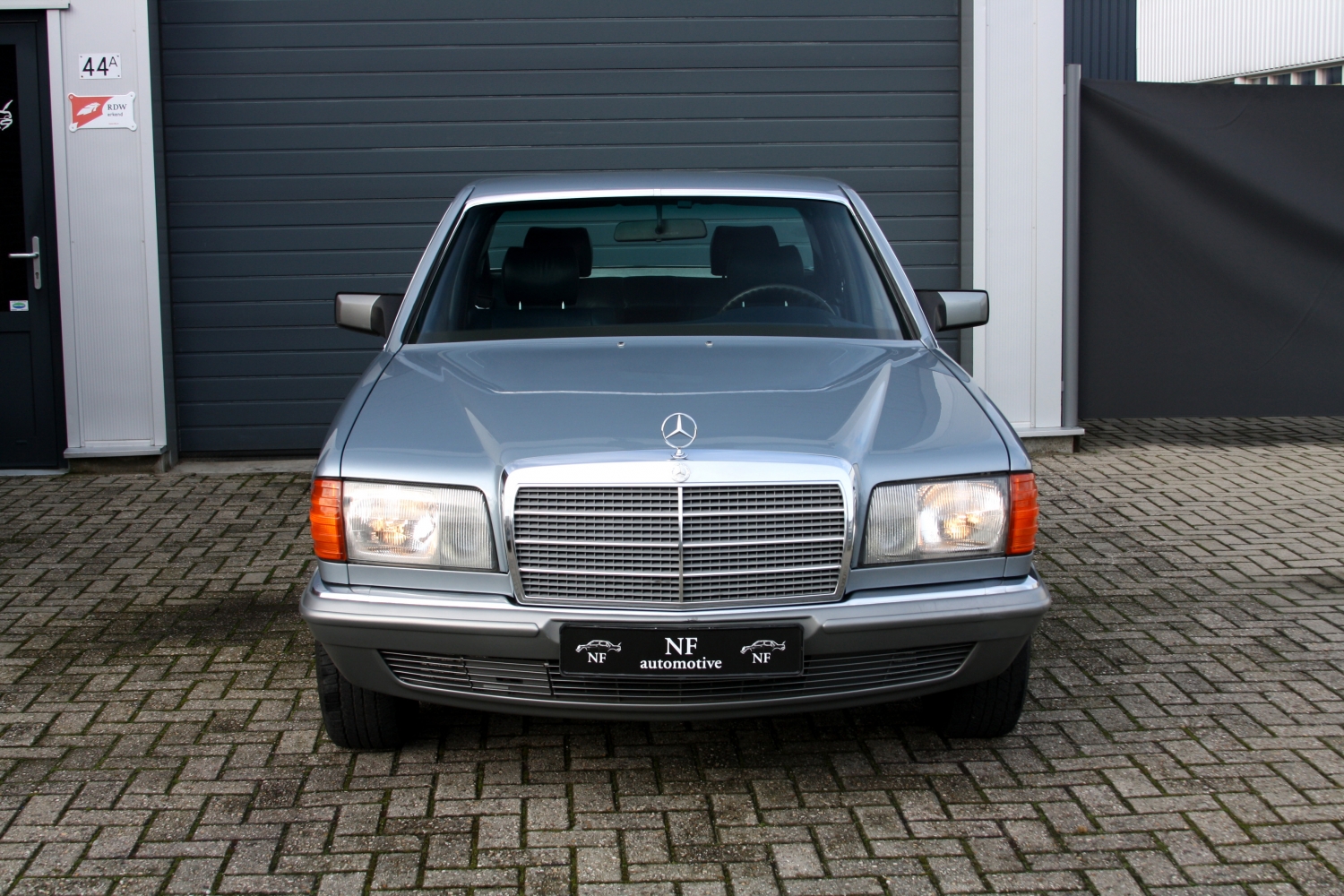 Mercedes-Benz-500SE-W126-1980-003.JPG