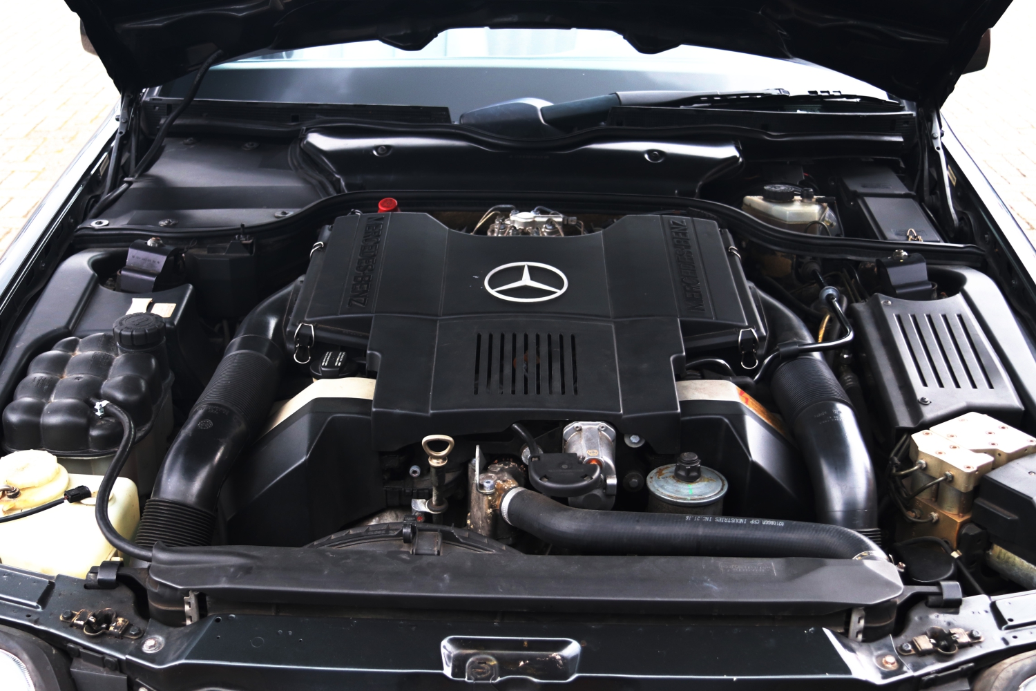 Mercedes-Benz-500SL-R129-1991-TF395D-059.JPG