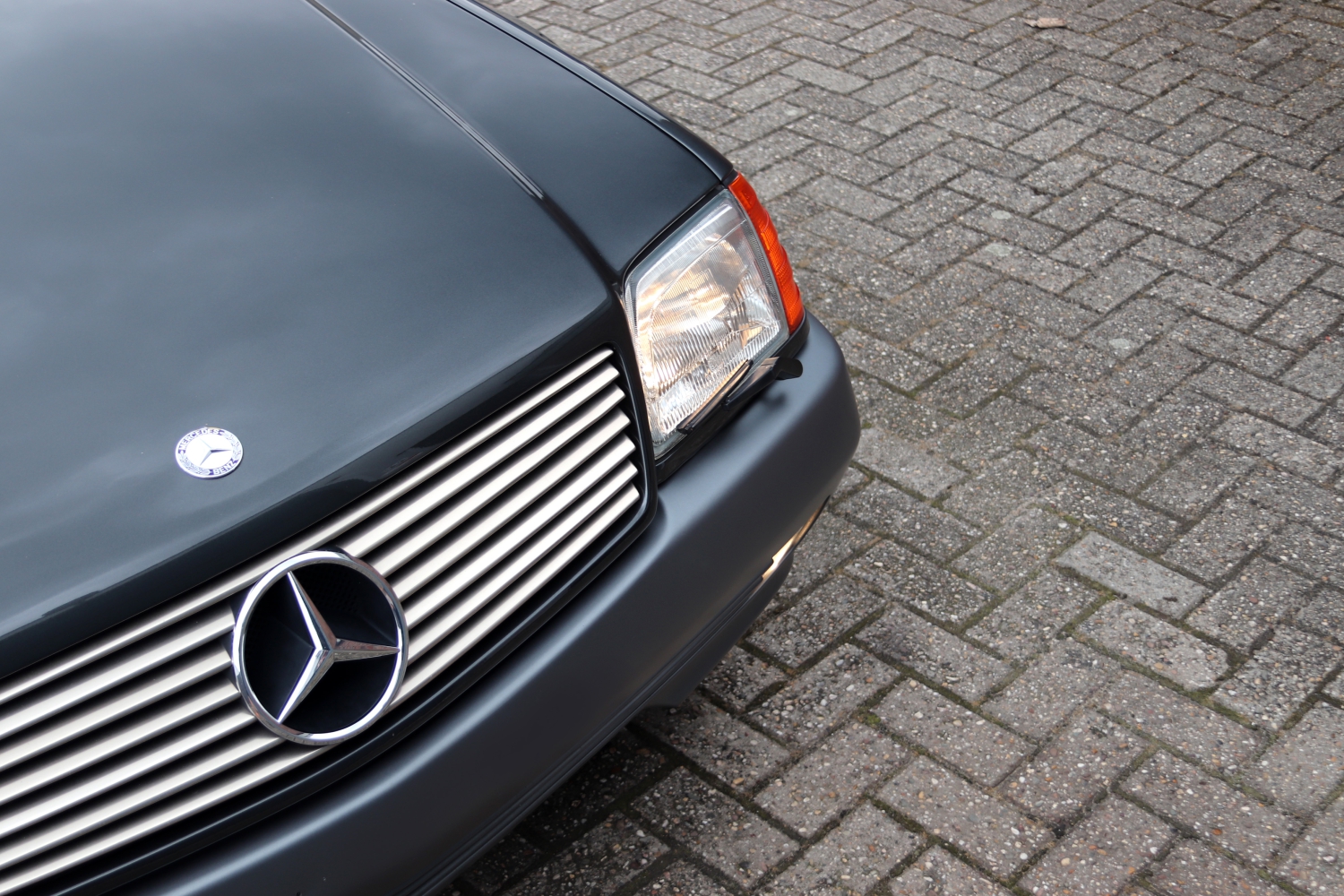 Mercedes-Benz-500SL-R129-1991-TF395D-066.JPG