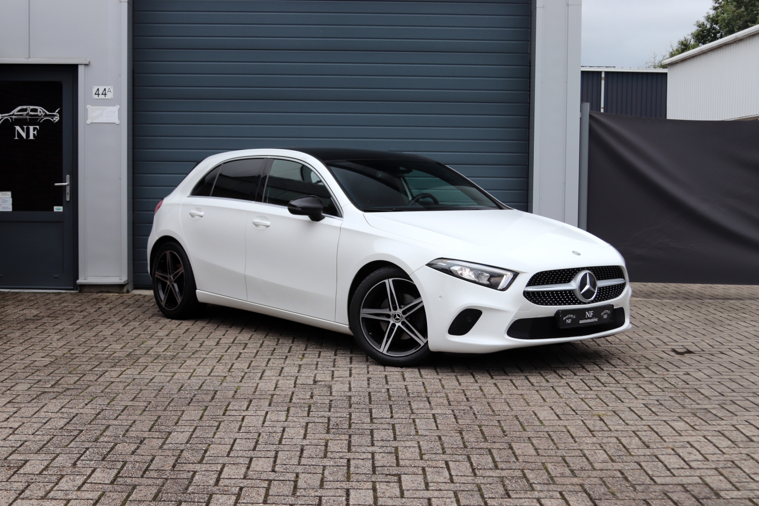 Mercedes-Benz-A180-W177-T615KJ-003.JPG