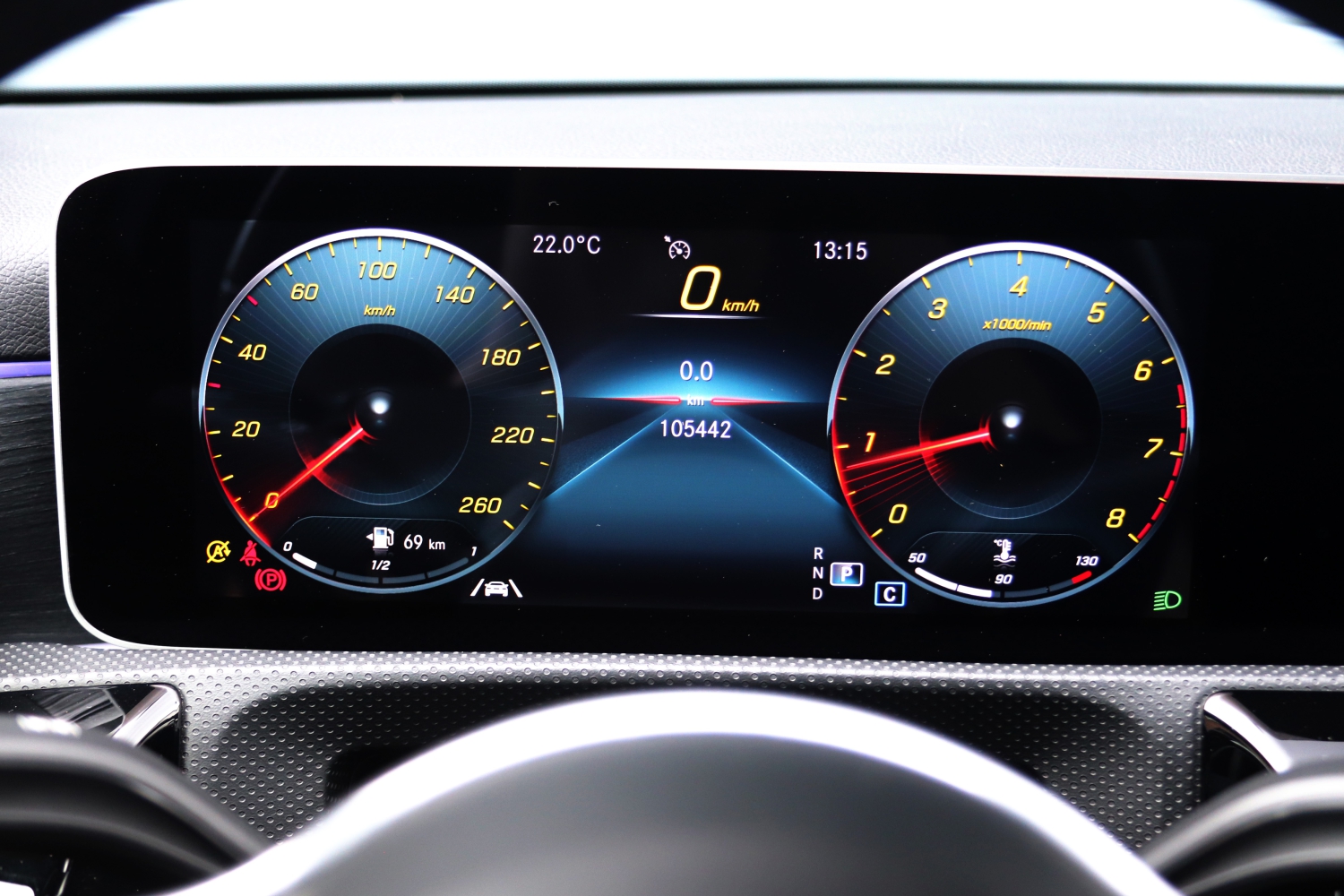 Mercedes-Benz-A180-W177-T615KJ-024.JPG