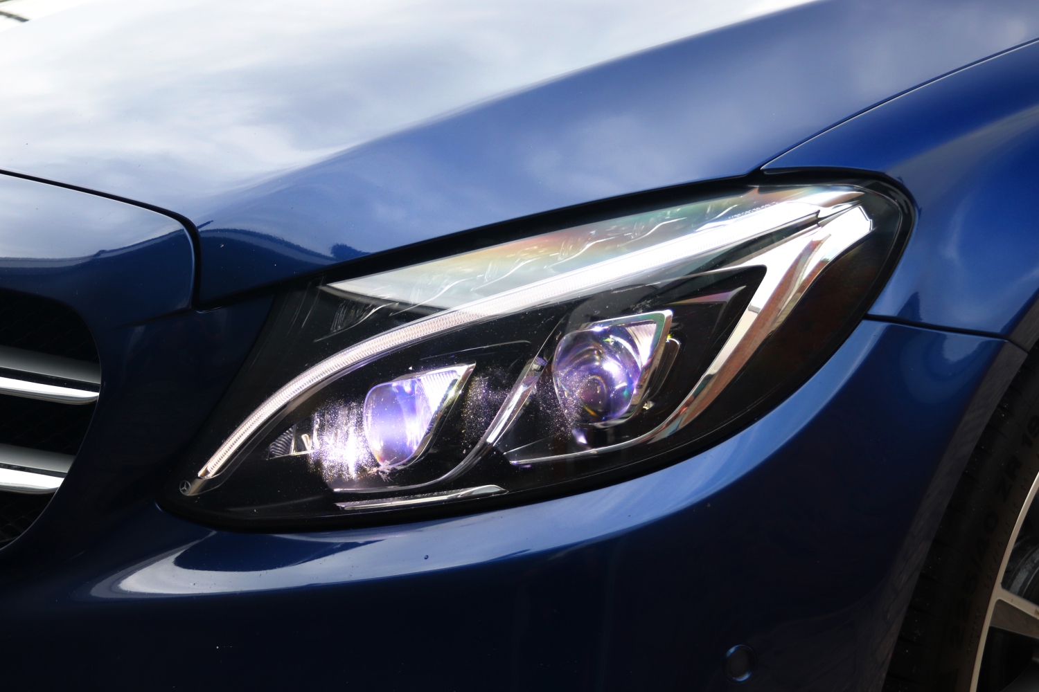 Mercedes-Benz-C250T-W205-2015-8574-027.JPG