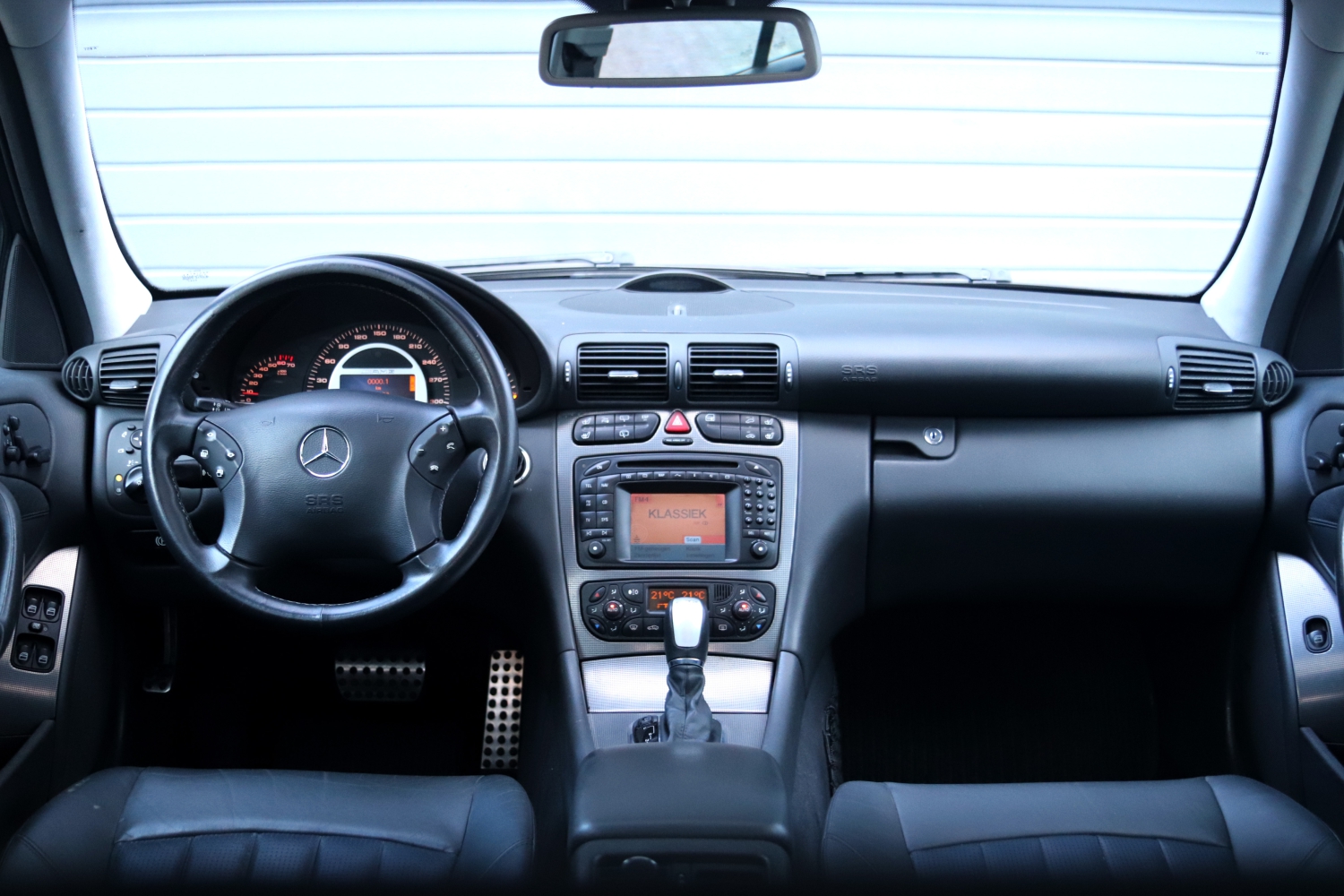 Mercedes-Benz-C32-Combi-S203-2003-79LVZH-027.JPG