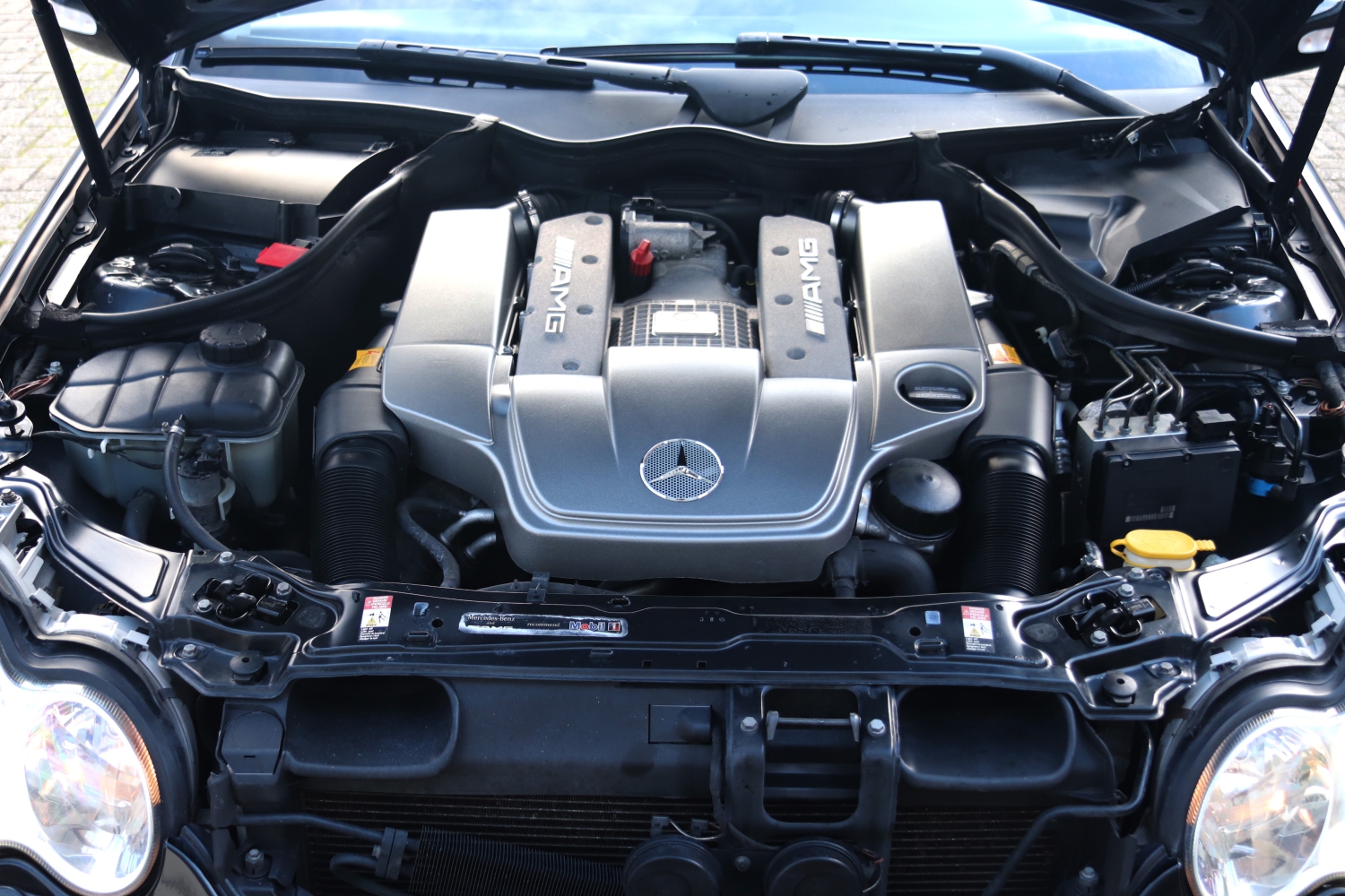 Mercedes-Benz-C32-Combi-S203-2003-79LVZH-065.JPG
