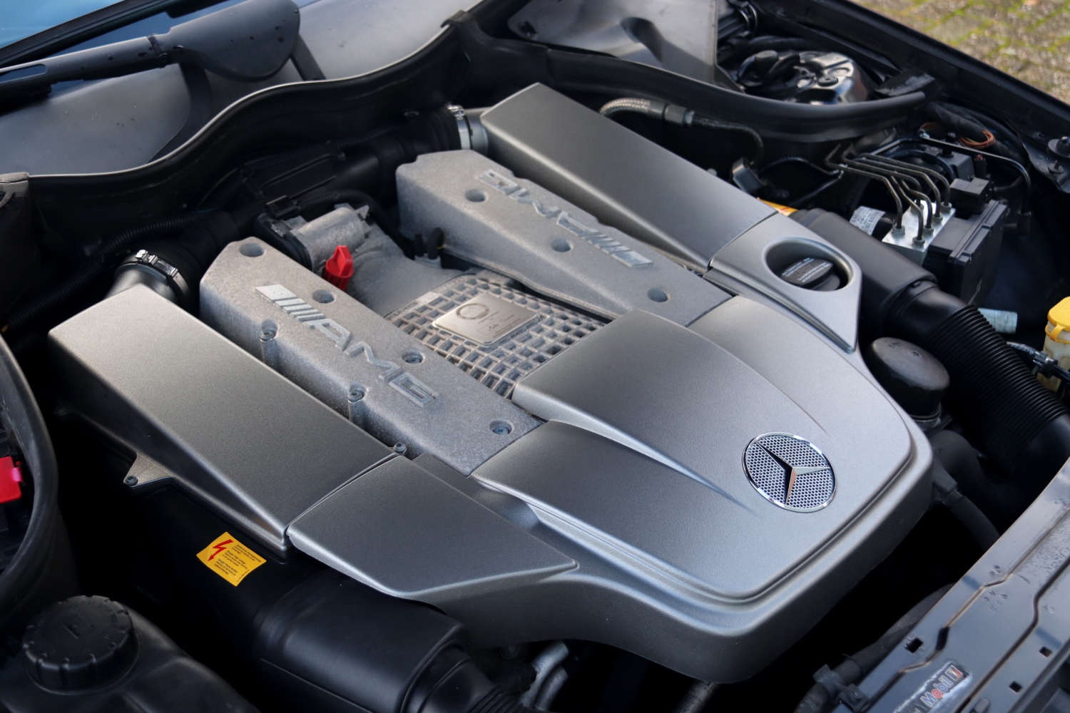 Mercedes-Benz-C32-Combi-S203-2003-79LVZH-069.JPG