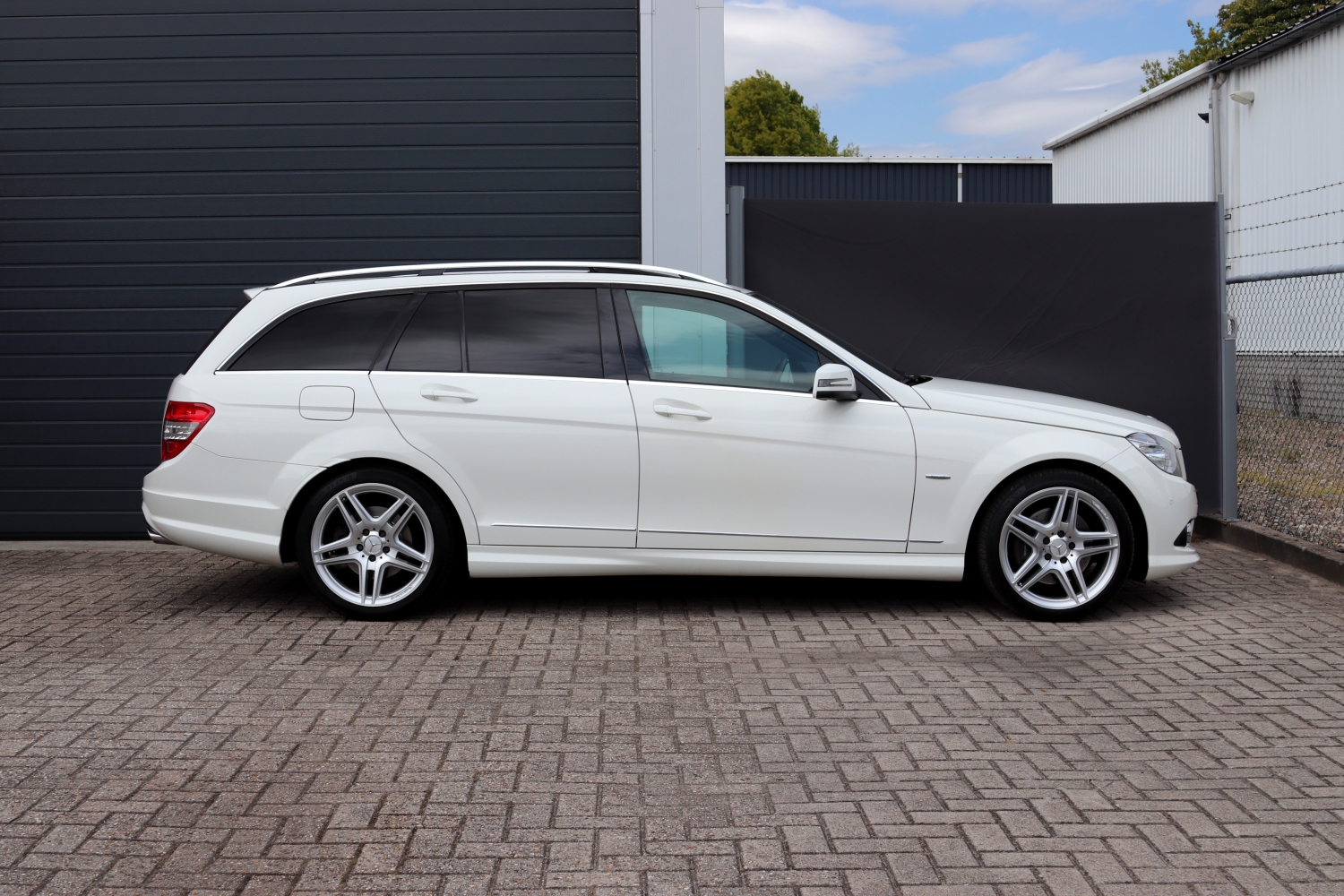 Mercedes-Benz-C350-Estate-W204-2008-30KFH3-098.JPG