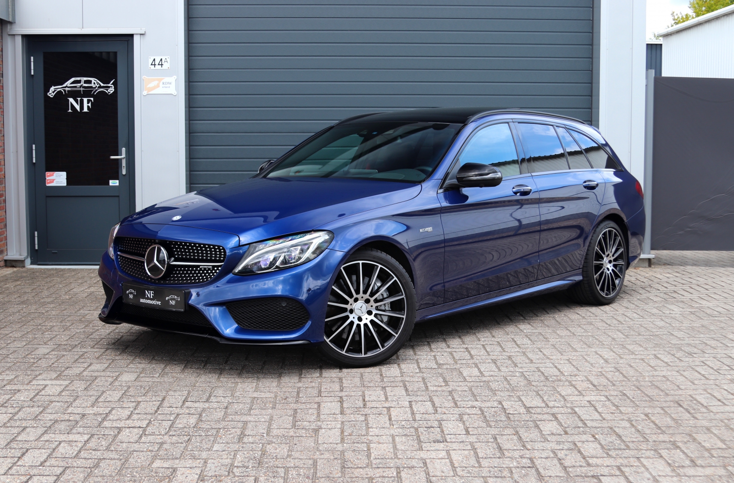 Mercedes-Benz-C43-AMG-W205-2016-013.JPG