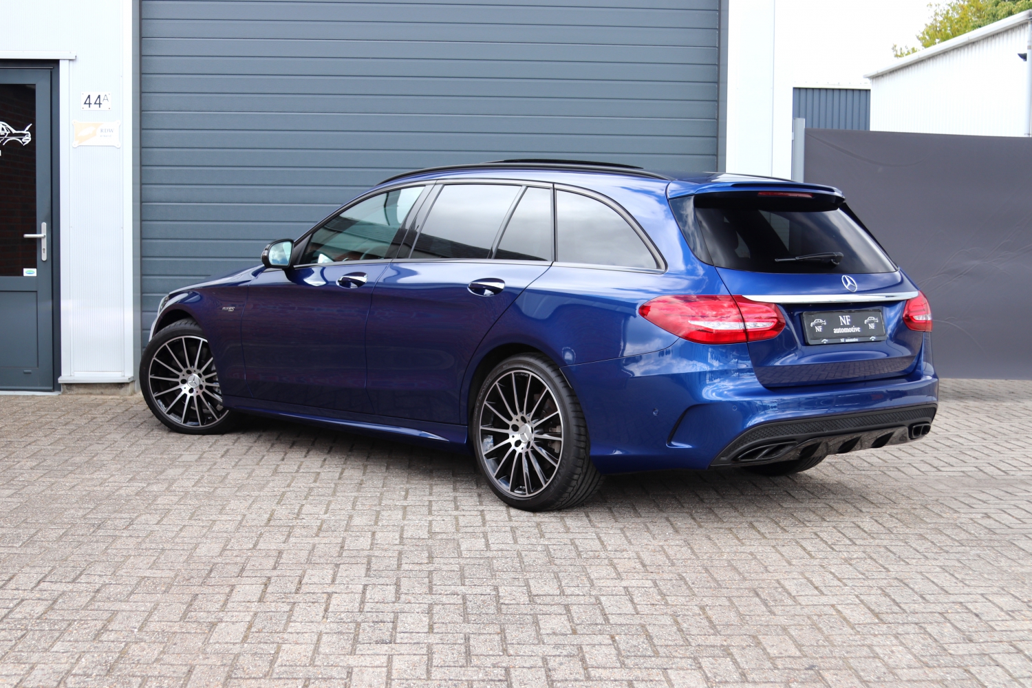 Mercedes-Benz-C43-AMG-W205-2016-022.JPG
