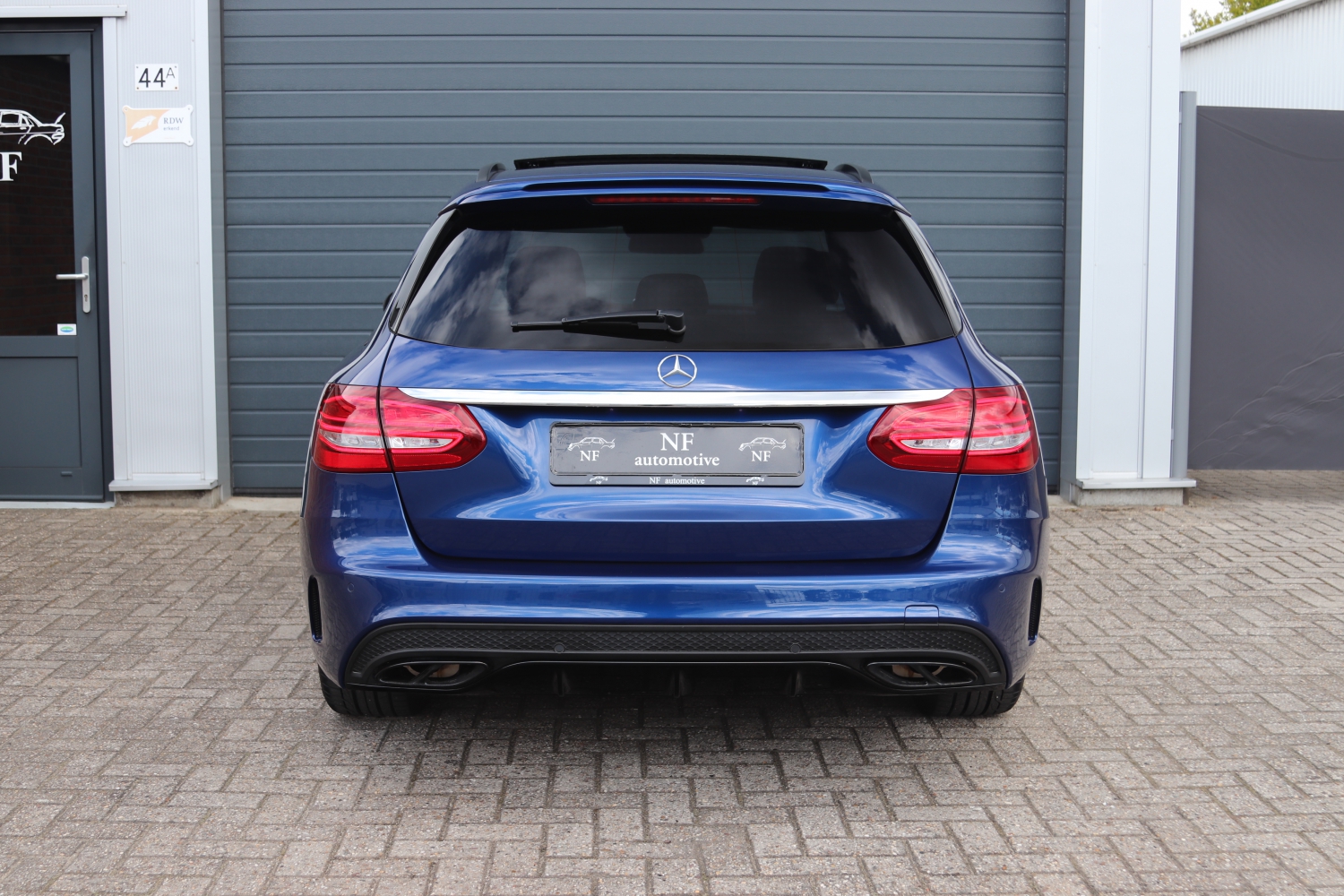 Mercedes-Benz-C43-AMG-W205-2016-033.JPG