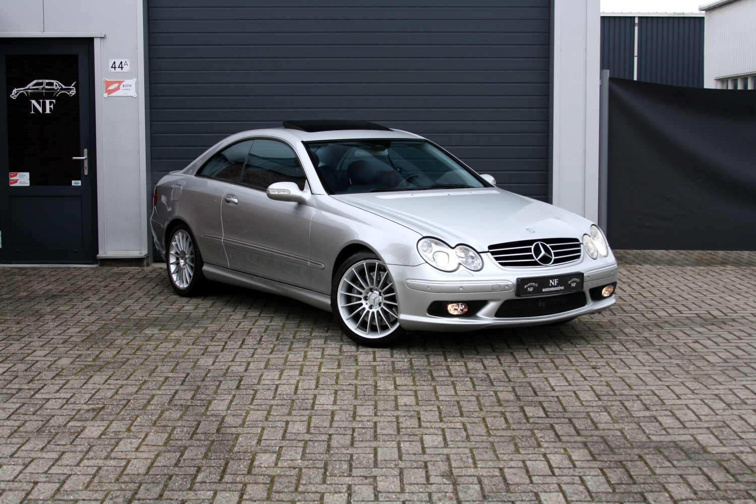 Mercedes-Benz-CLK500-C209-2002-012.JPG