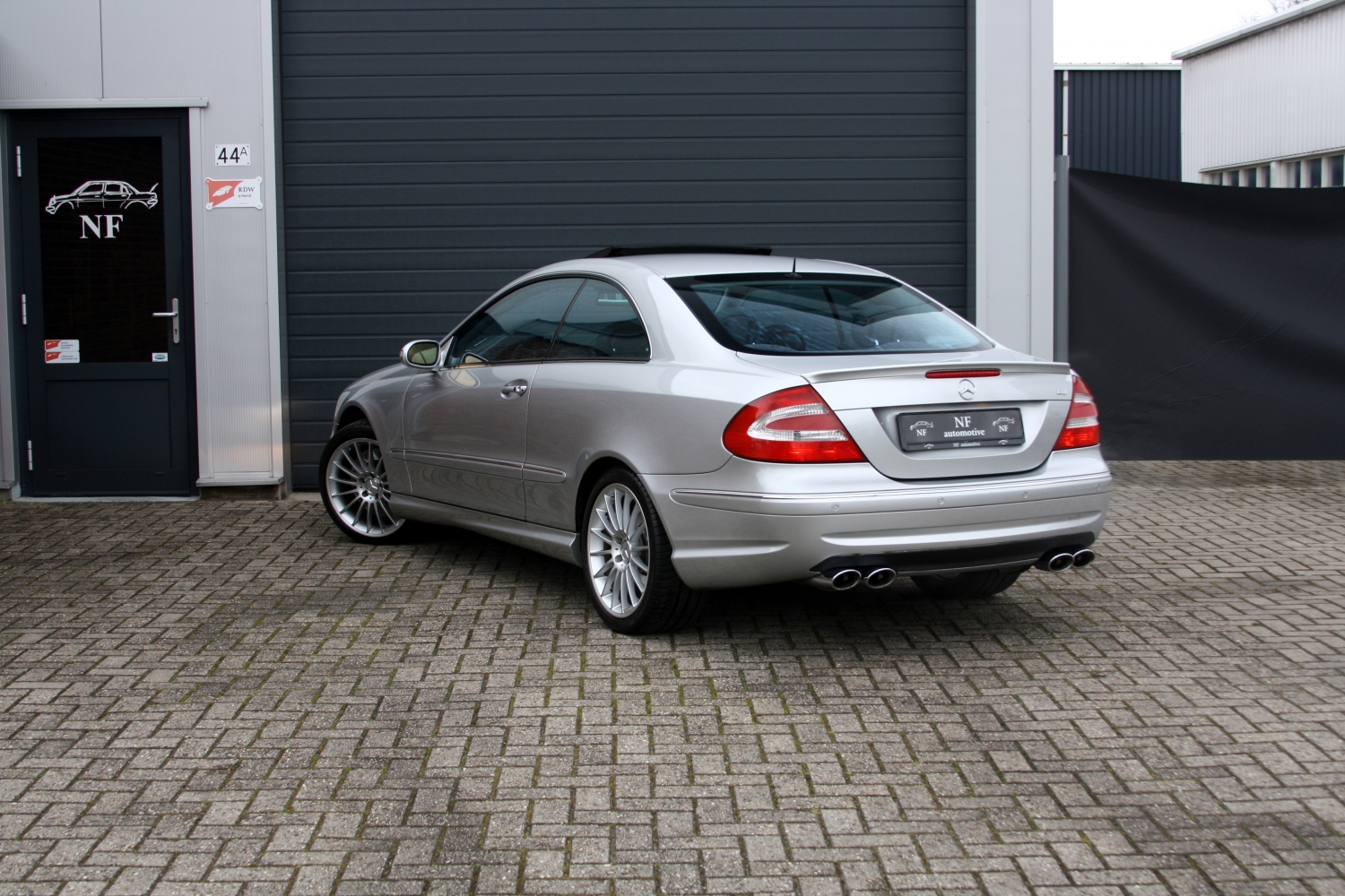 Mercedes-Benz-CLK500-C209-2002-016.JPG