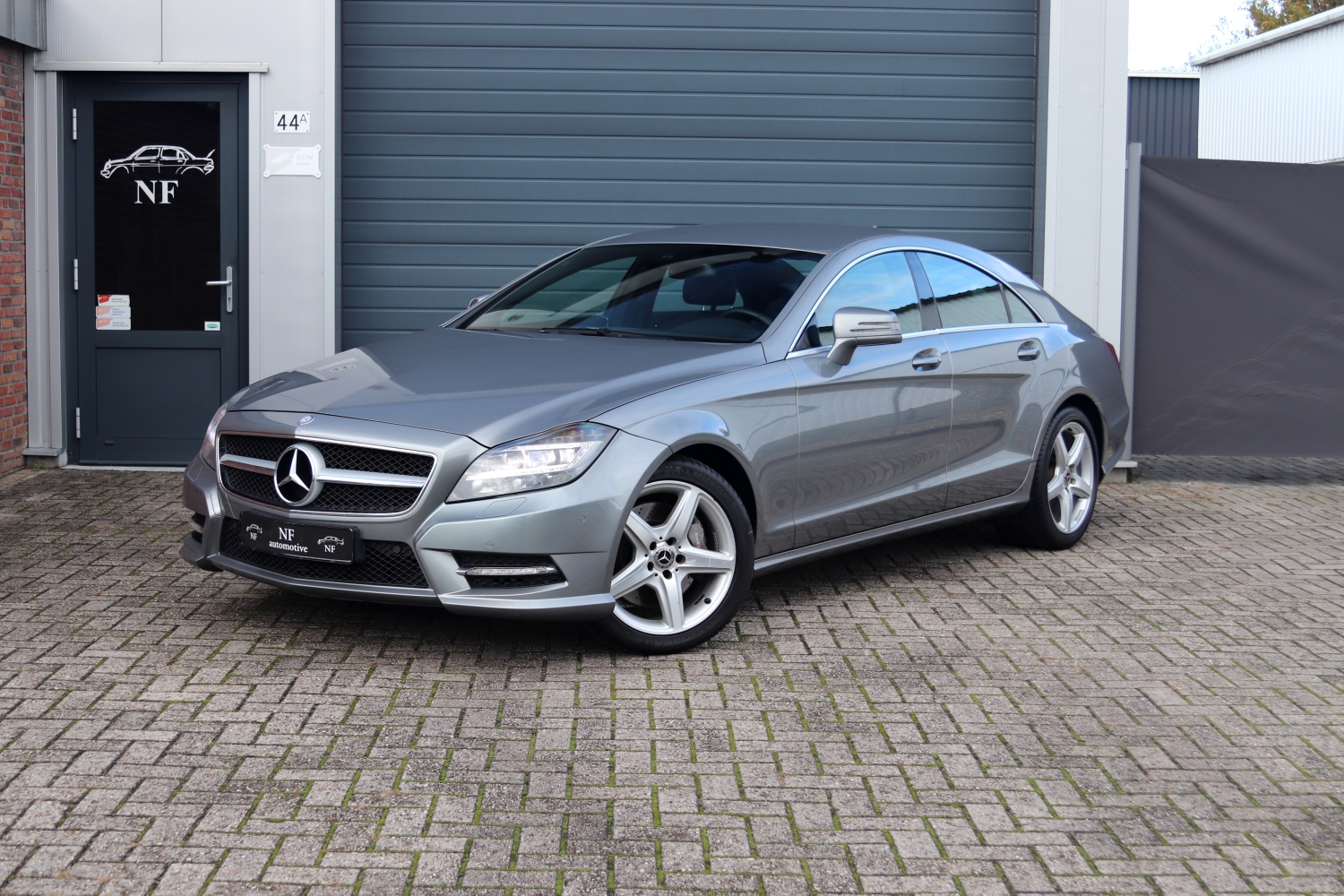 Mercedes-Benz-CLS350CDI-W218-2012-19XVF3-001.JPG