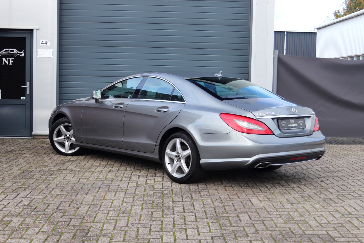 Mercedes-Benz-CLS350CDI-W218-2012-19XVF3-016.JPG