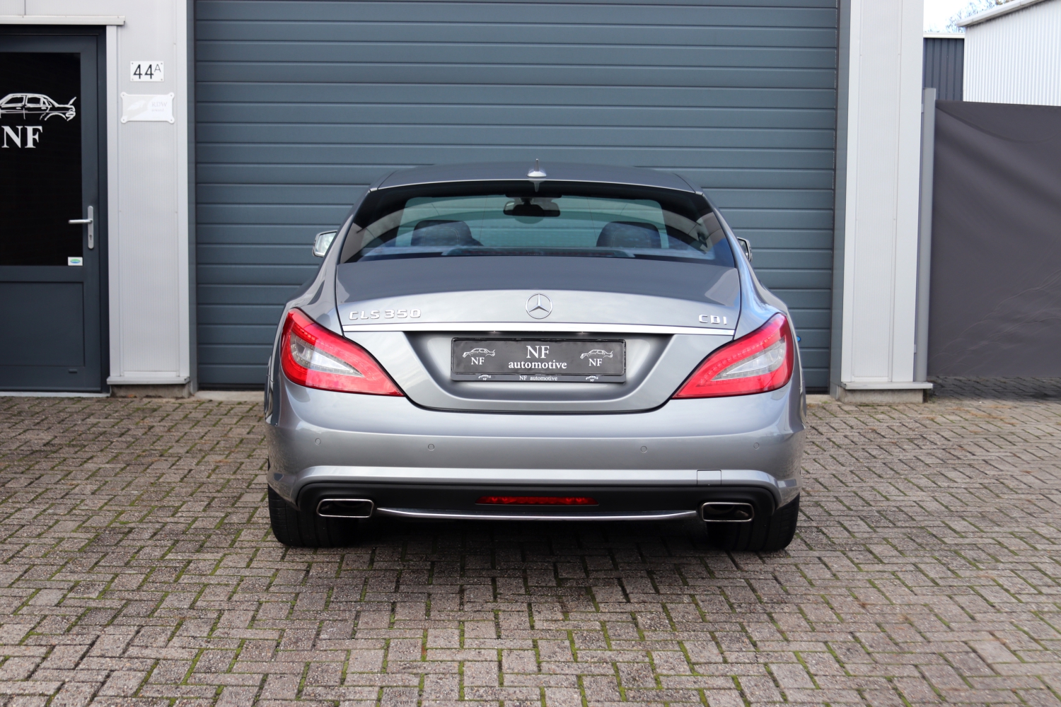 Mercedes-Benz-CLS350CDI-W218-2012-19XVF3-020.JPG