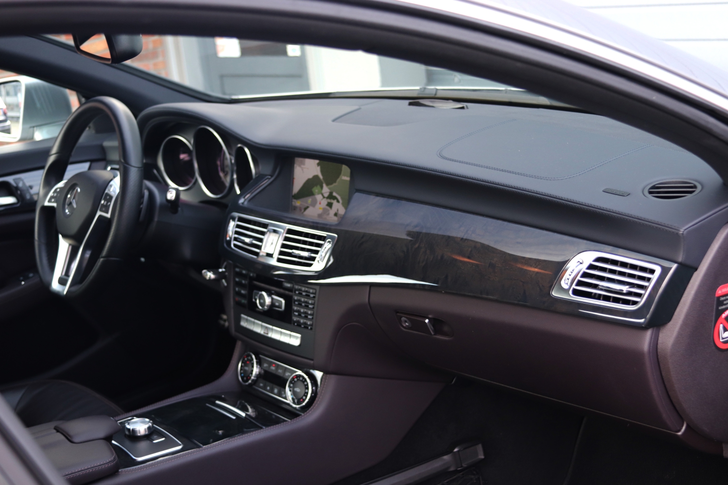 Mercedes-Benz-CLS350CDI-W218-2012-19XVF3-036.JPG