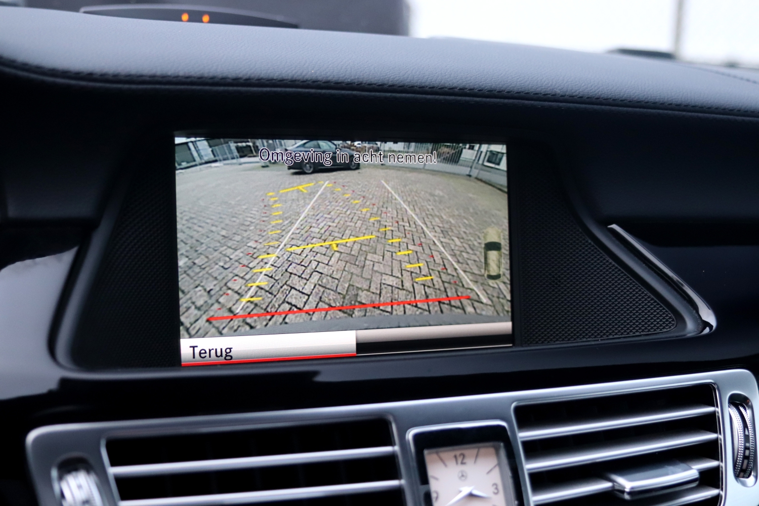 Mercedes-Benz-CLS350CDI-X218-2014-XJ776L-078.JPG
