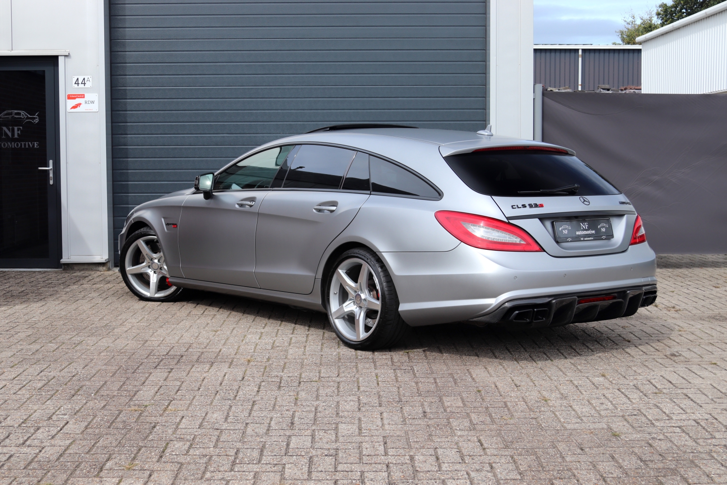 Mercedes-Benz-CLS63-AMG-SB-W218-2013-HBR08V-004.JPG