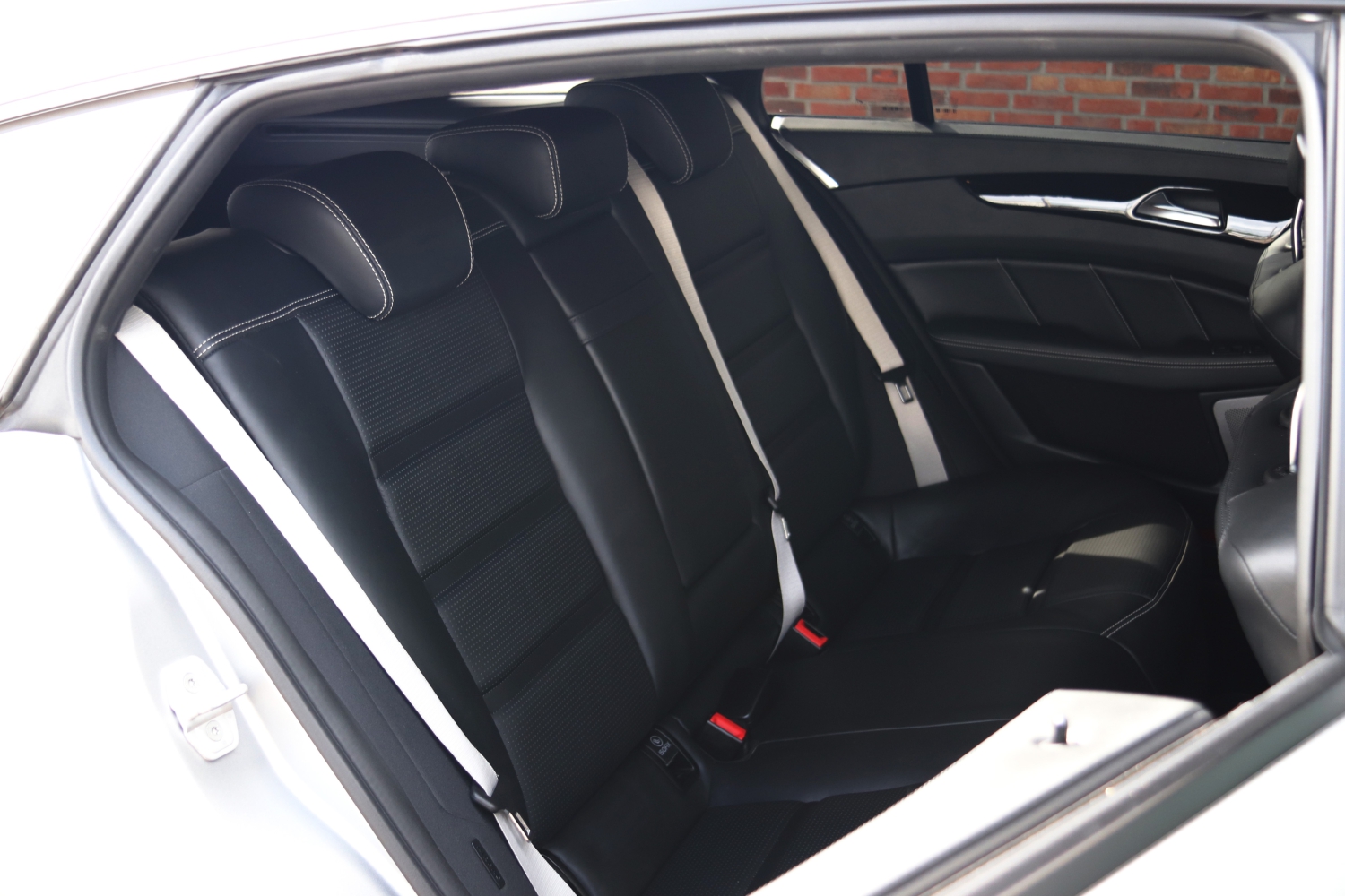 Mercedes-Benz-CLS63-AMG-SB-W218-2013-HBR08V-015.JPG