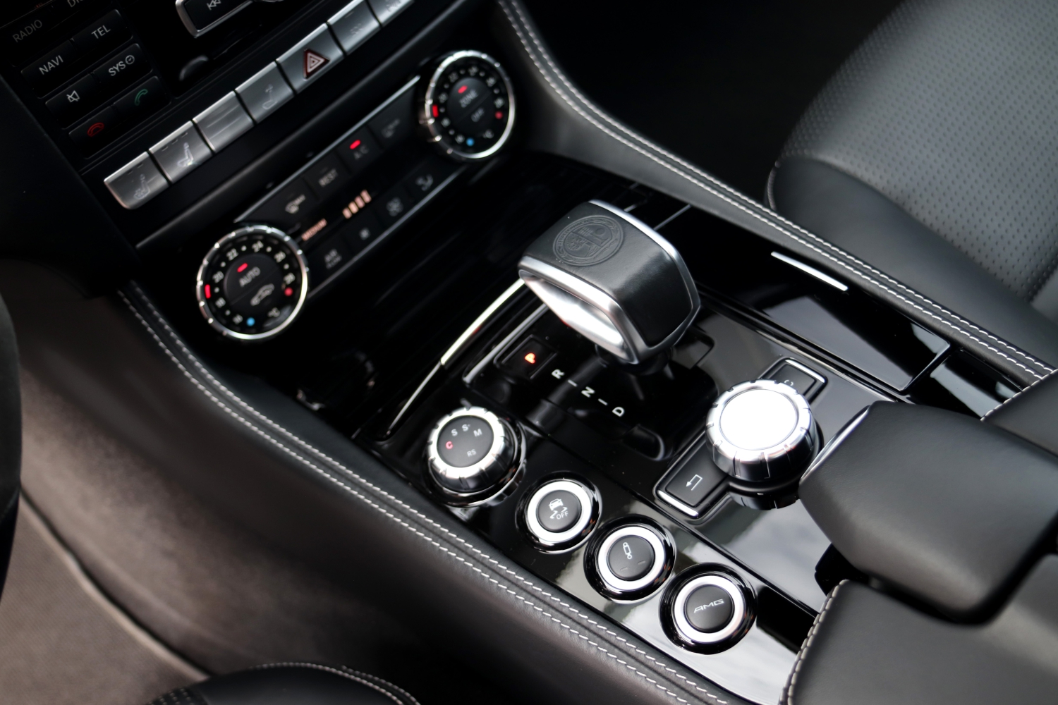 Mercedes-Benz-CLS63-AMG-SB-W218-2013-HBR08V-017.JPG