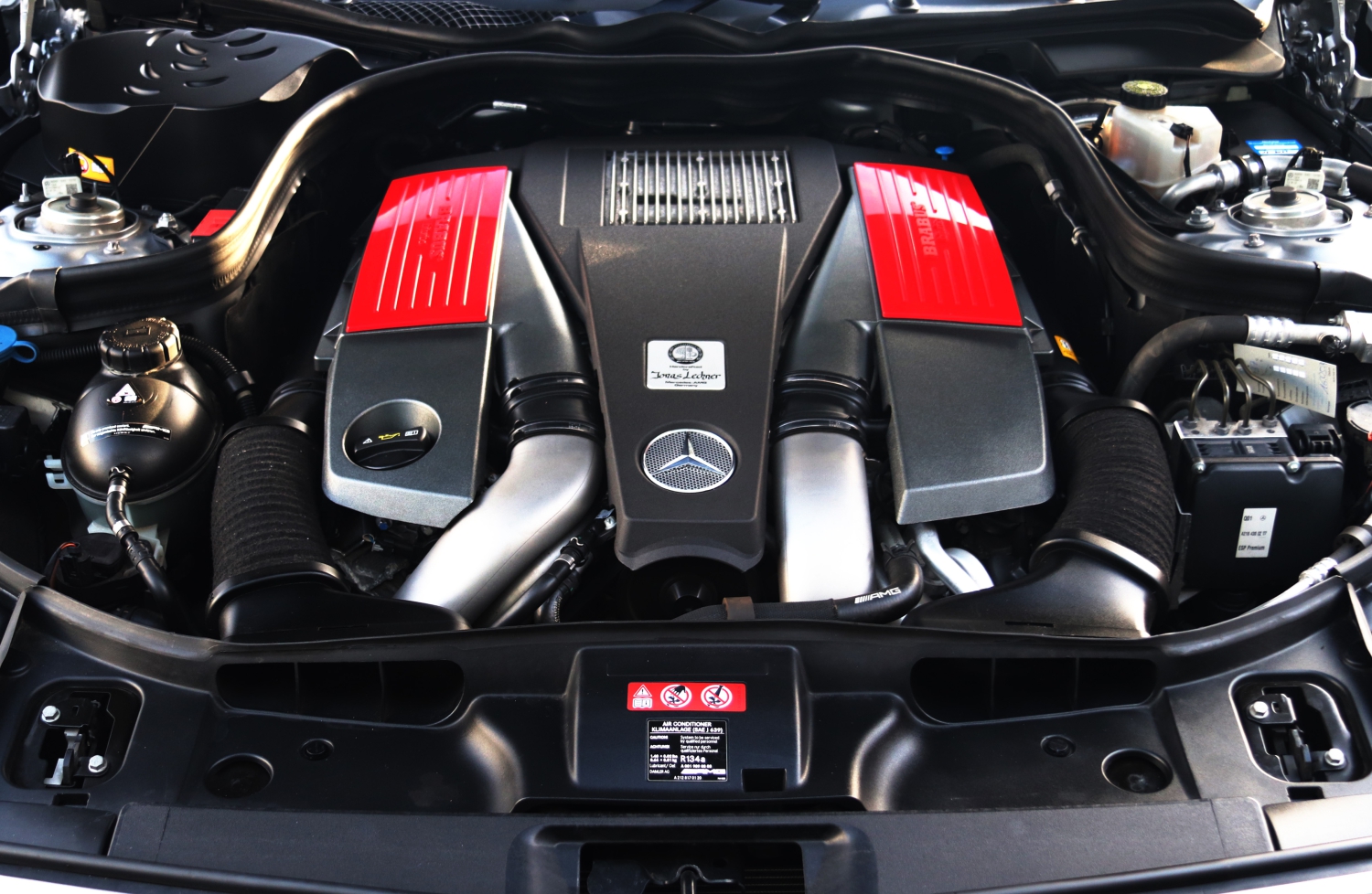 Mercedes-Benz-CLS63-AMG-SB-W218-2013-HBR08V-037.JPG