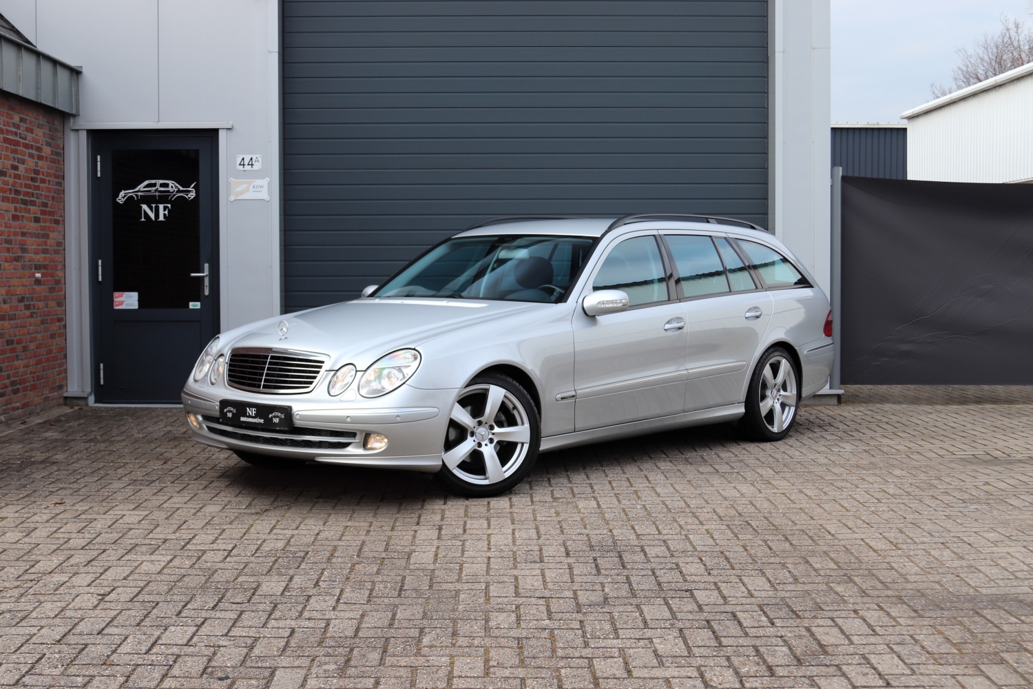 Mercedes-Benz E200 K. Kombi W211 Avantgarde kopen bij NF Automotive