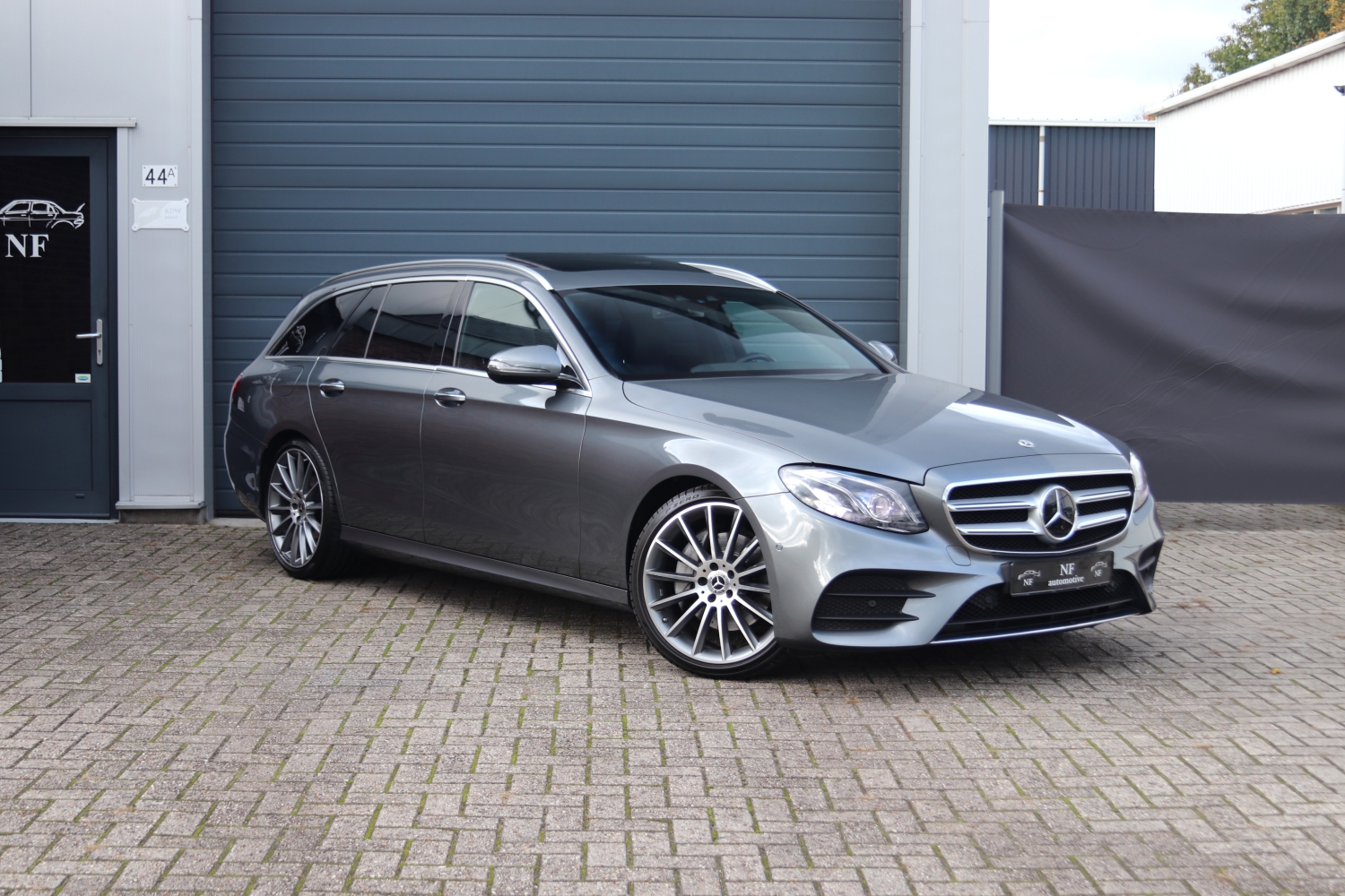 Mercedes-Benz-E250T-S213-2017-057.JPG