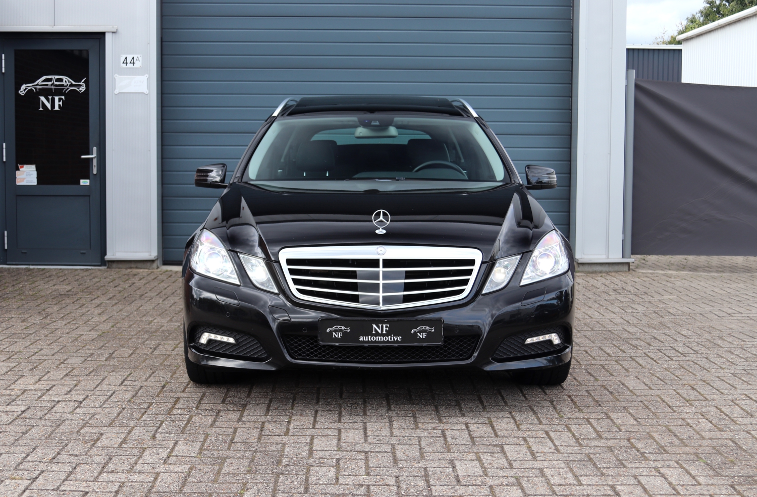 Mercedes-Benz-E350CGI-S212-2010-9SKS81-010.JPG