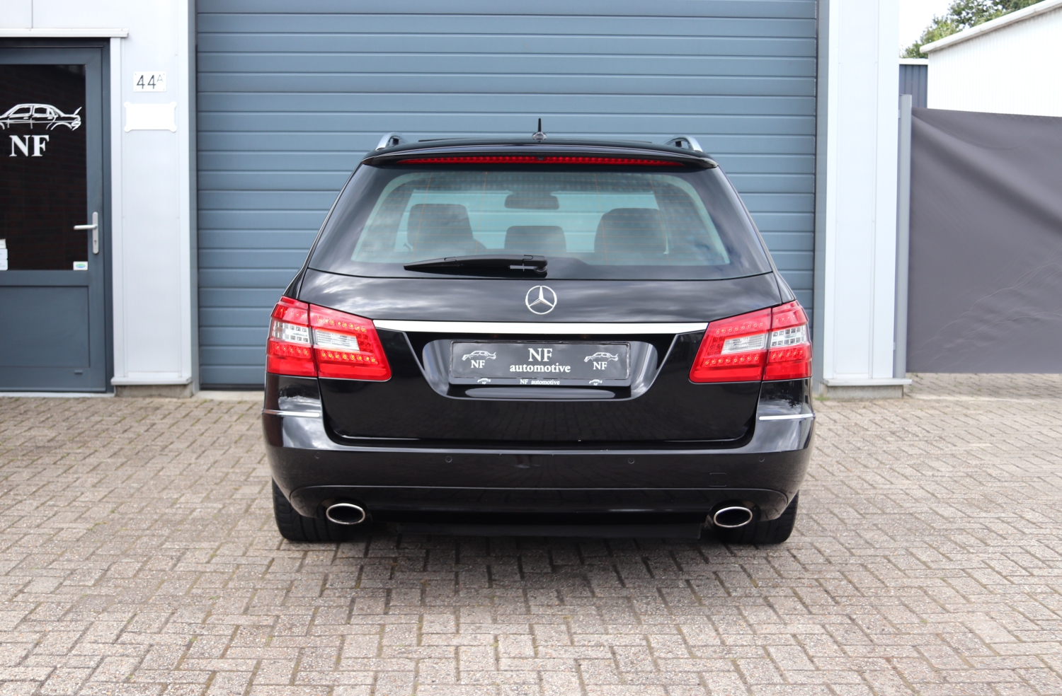 Mercedes-Benz-E350CGI-S212-2010-9SKS81-030.JPG