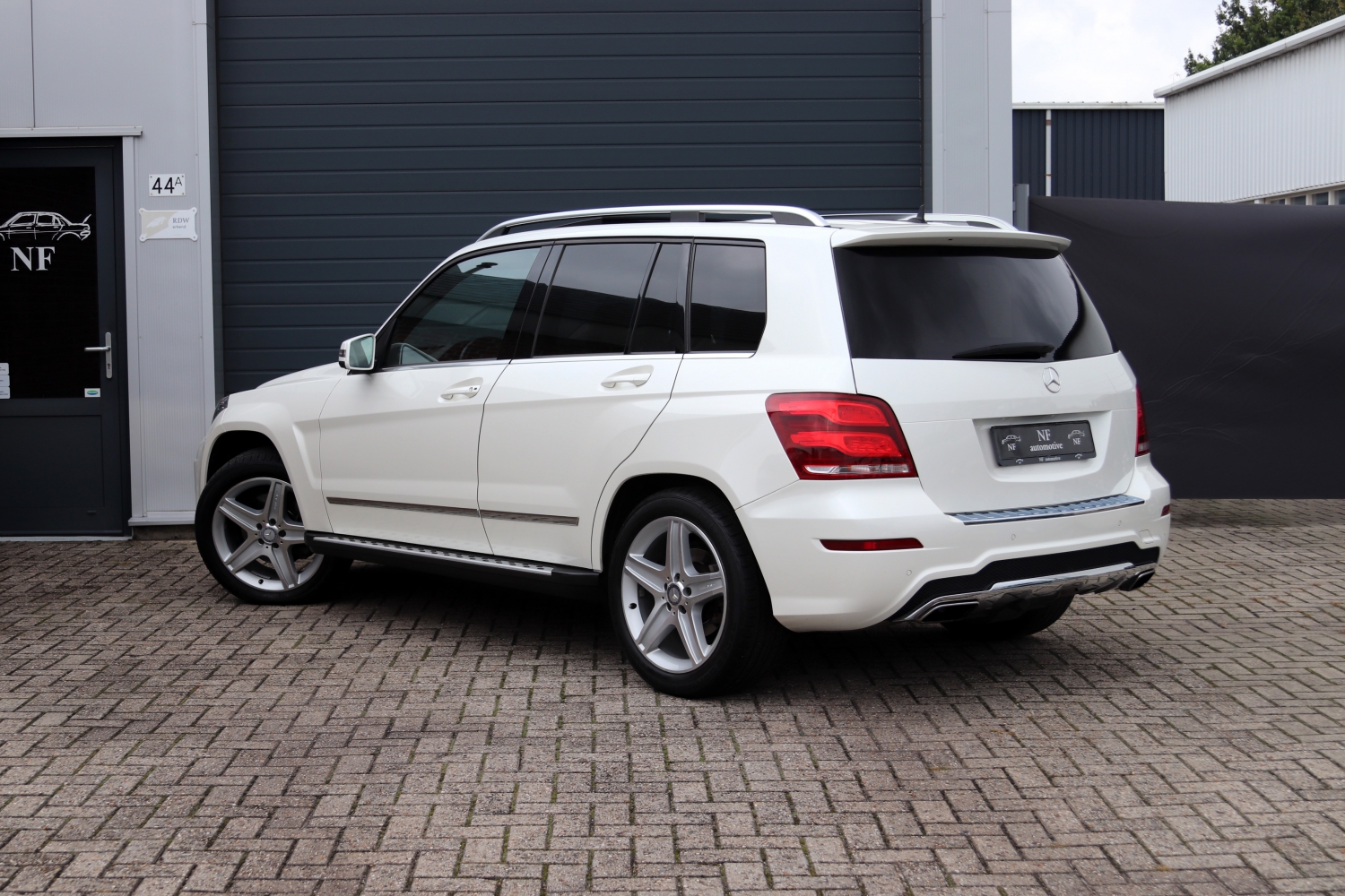 Mercedes-Benz-GLK220CDI-2SJB42-004.JPG