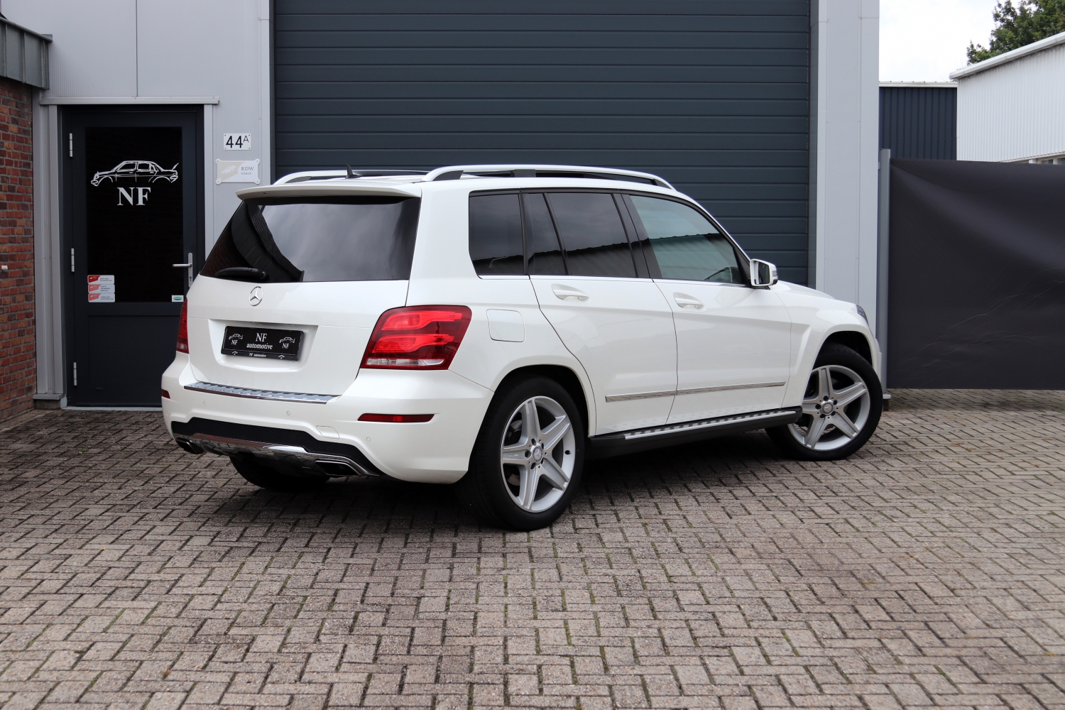 Mercedes-Benz-GLK220CDI-2SJB42-005.JPG