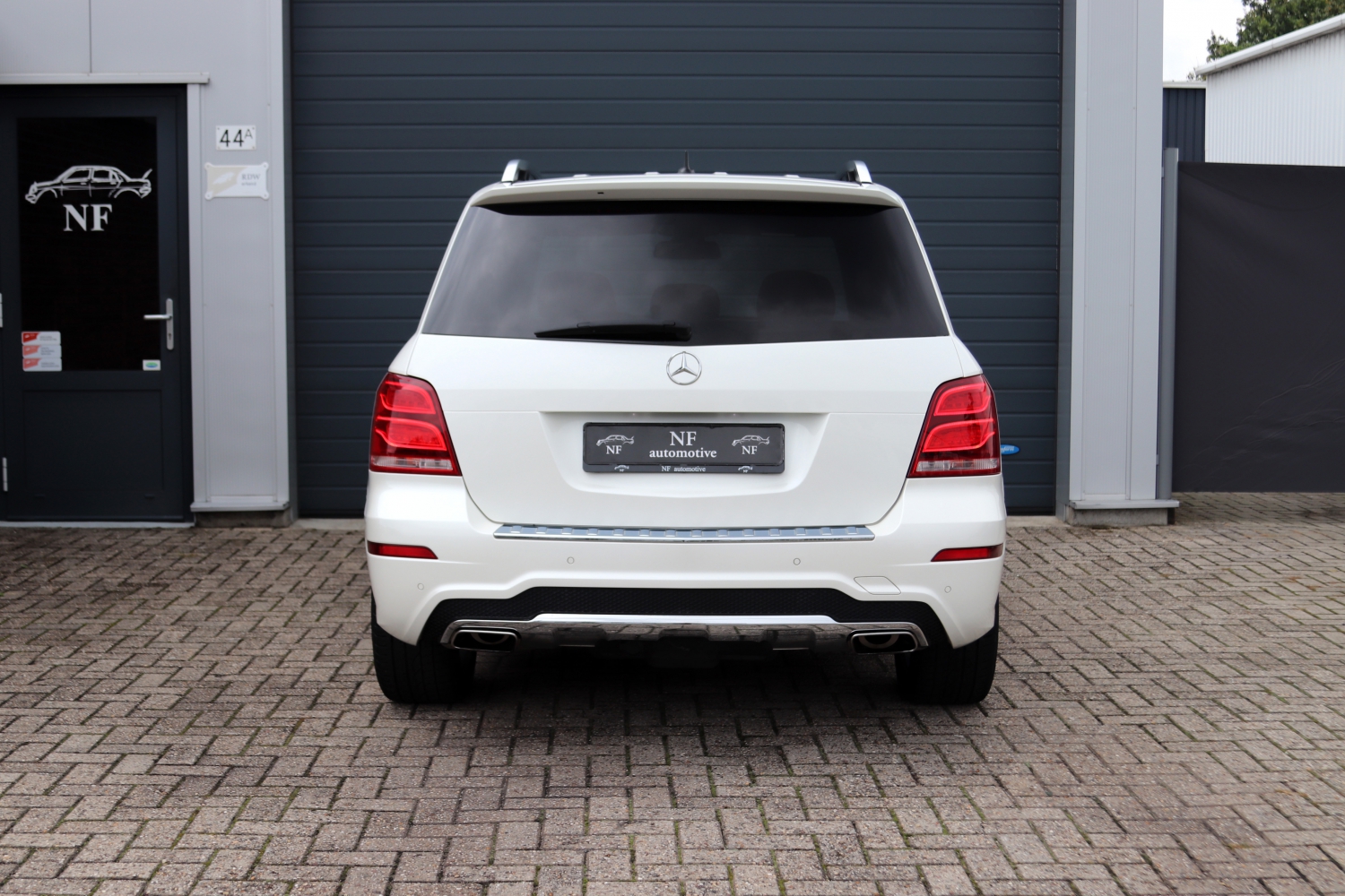 Mercedes-Benz-GLK220CDI-2SJB42-006.JPG