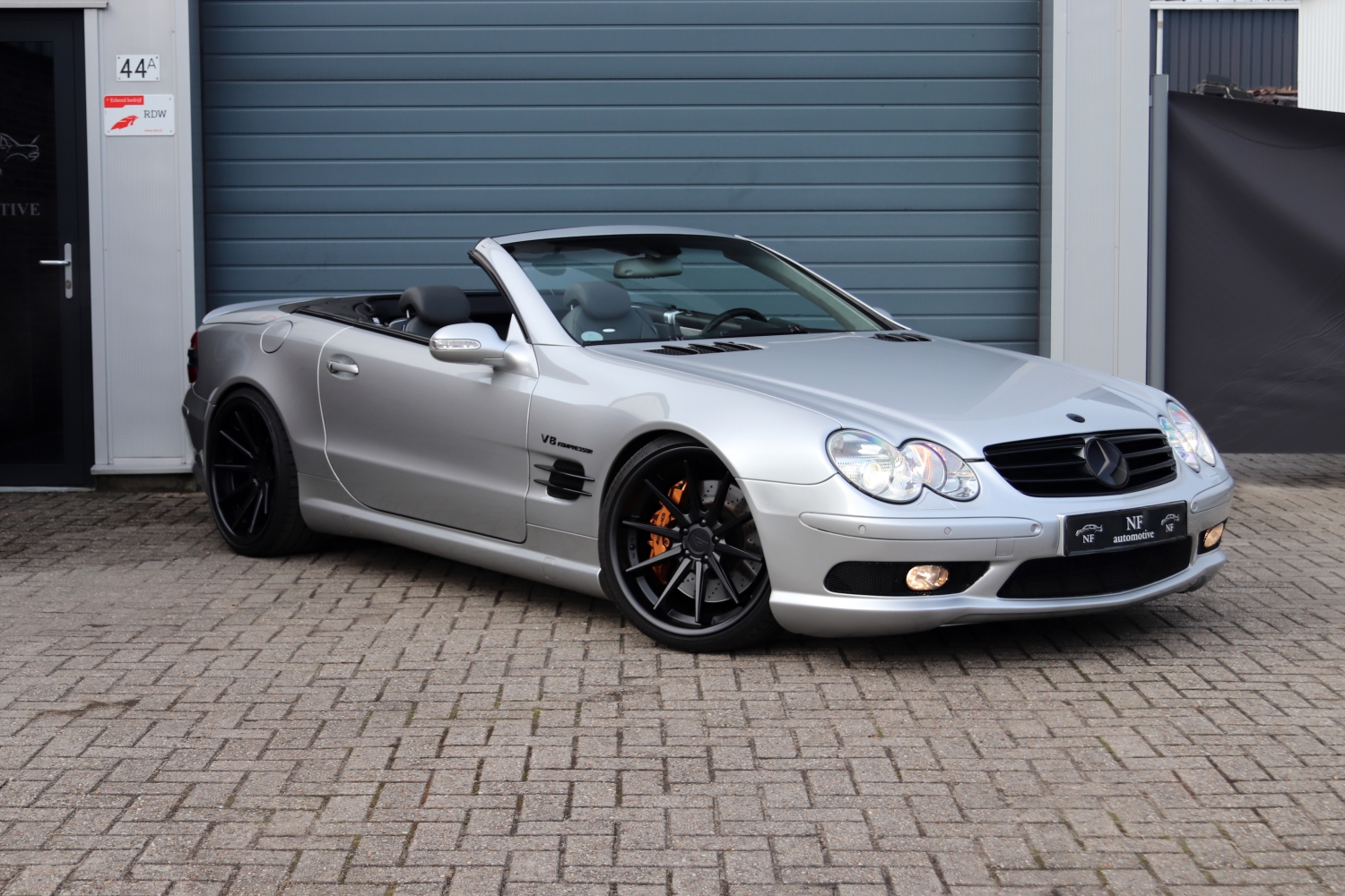 Mercedes-Benz-SL55-AMG-R230-2003-GP977Z-010.JPG