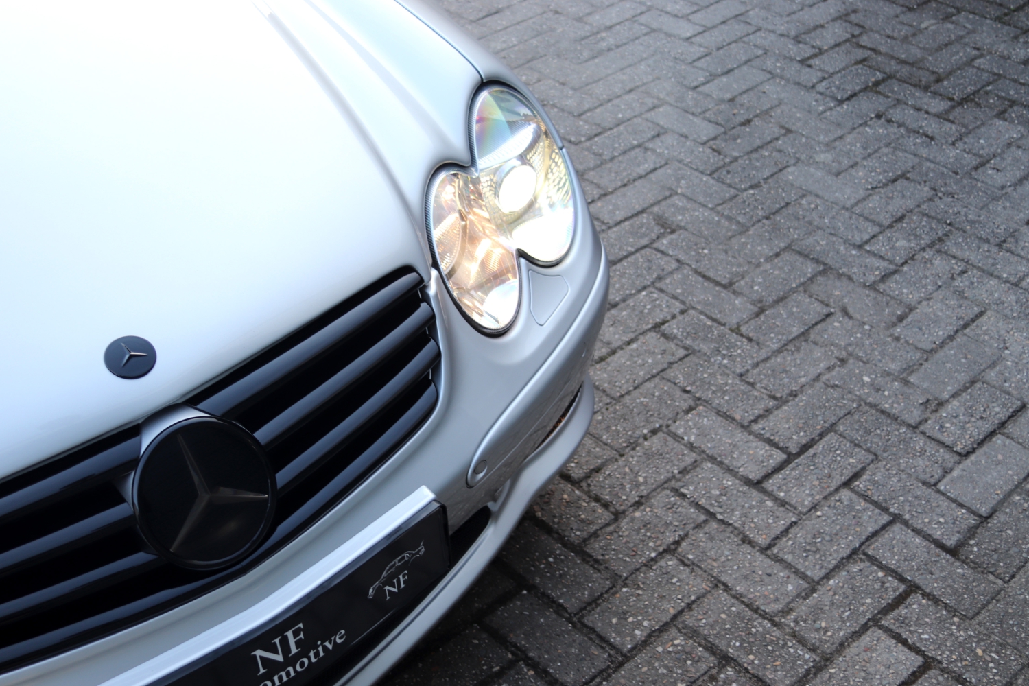 Mercedes-Benz-SL55-AMG-R230-2003-GP977Z-068.JPG