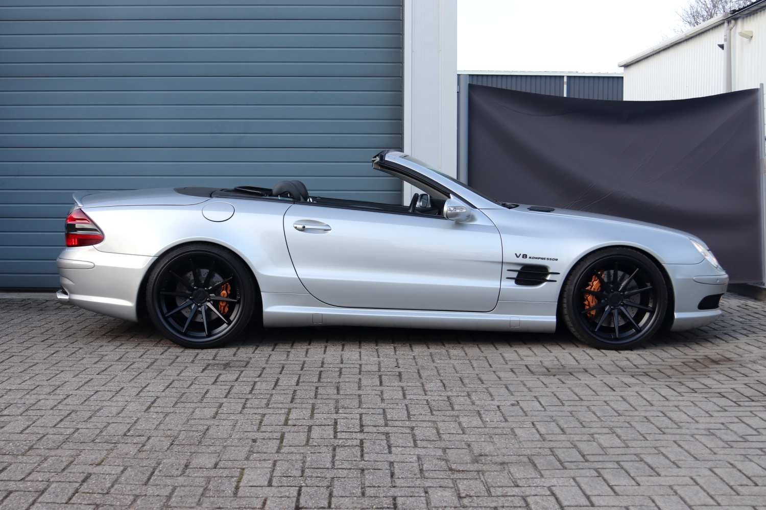Mercedes-Benz-SL55-AMG-R230-2003-GP977Z-083.JPG