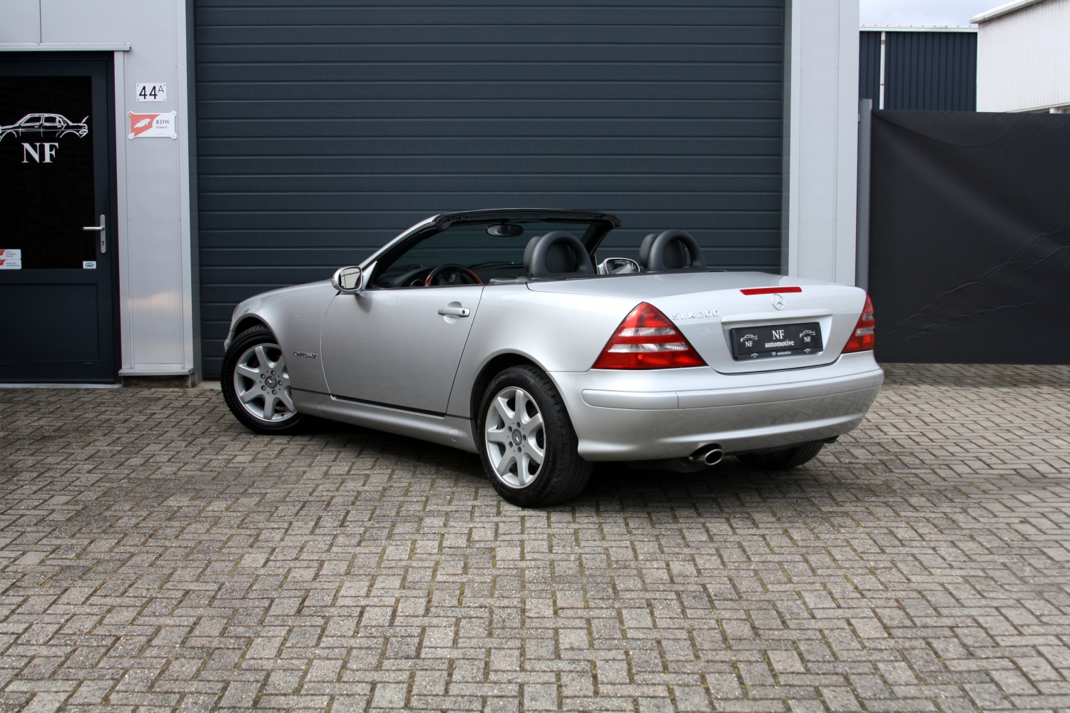 Mercedes-Benz-SLK200-R170-2000-015.JPG