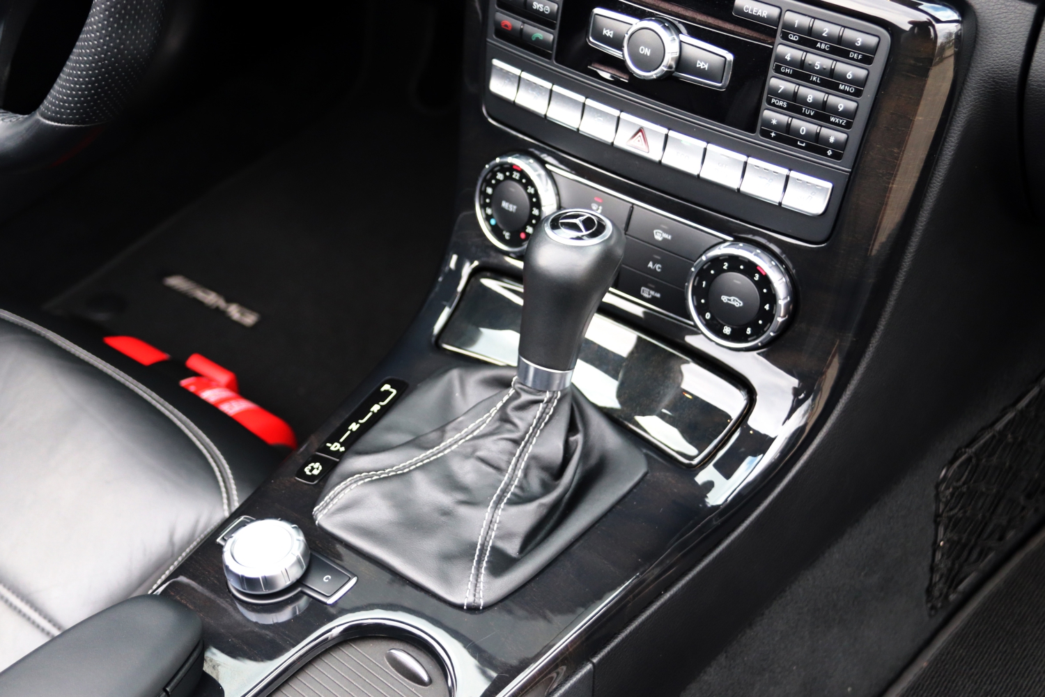 MercedesBenz-SLK55-AMG-R172-2013-TP585N-013.JPG