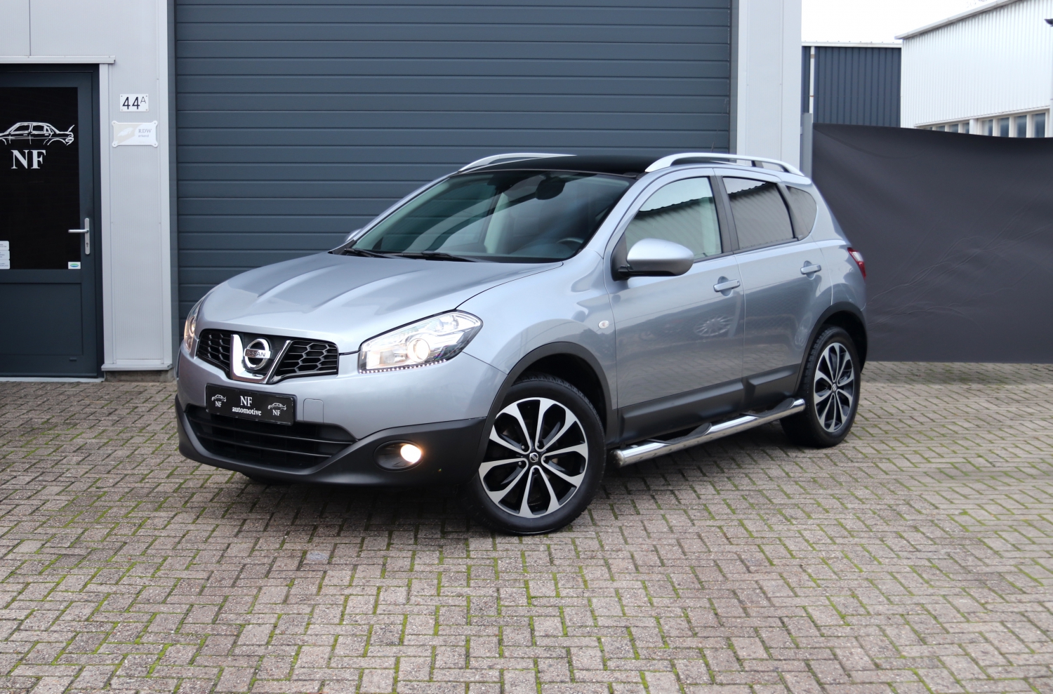 Nissan-Qashqai-16-2012-31TXF6-001.JPG