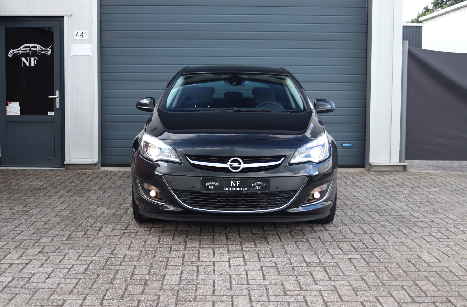 Opel-Astra-14T-2015-GS551F-002.JPG