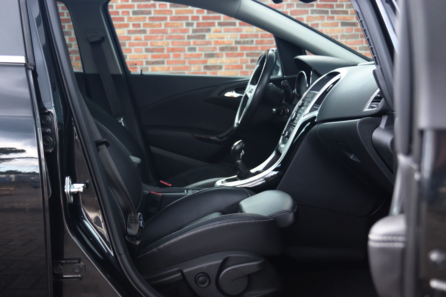 Opel-Astra-14T-2015-GS551F-010.JPG