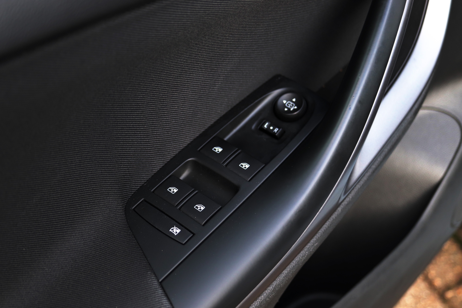 Opel-Astra-K-2016-G427LG-042.JPG