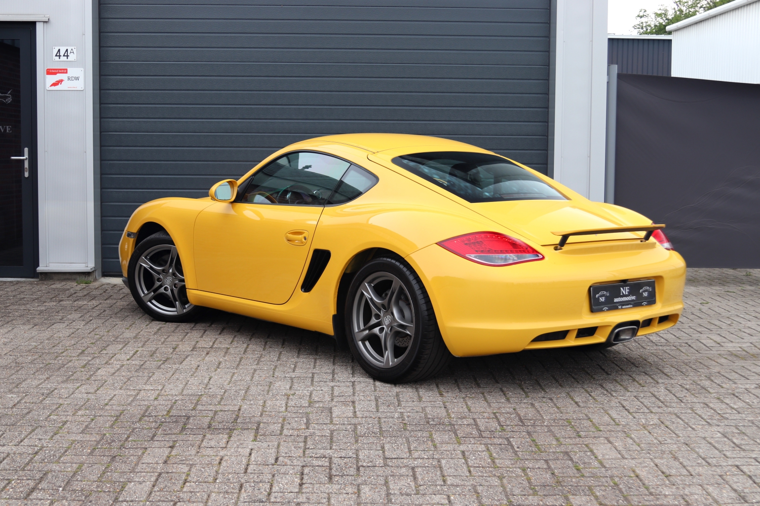 Porsche-Cayman-987-29-2010-004.JPG