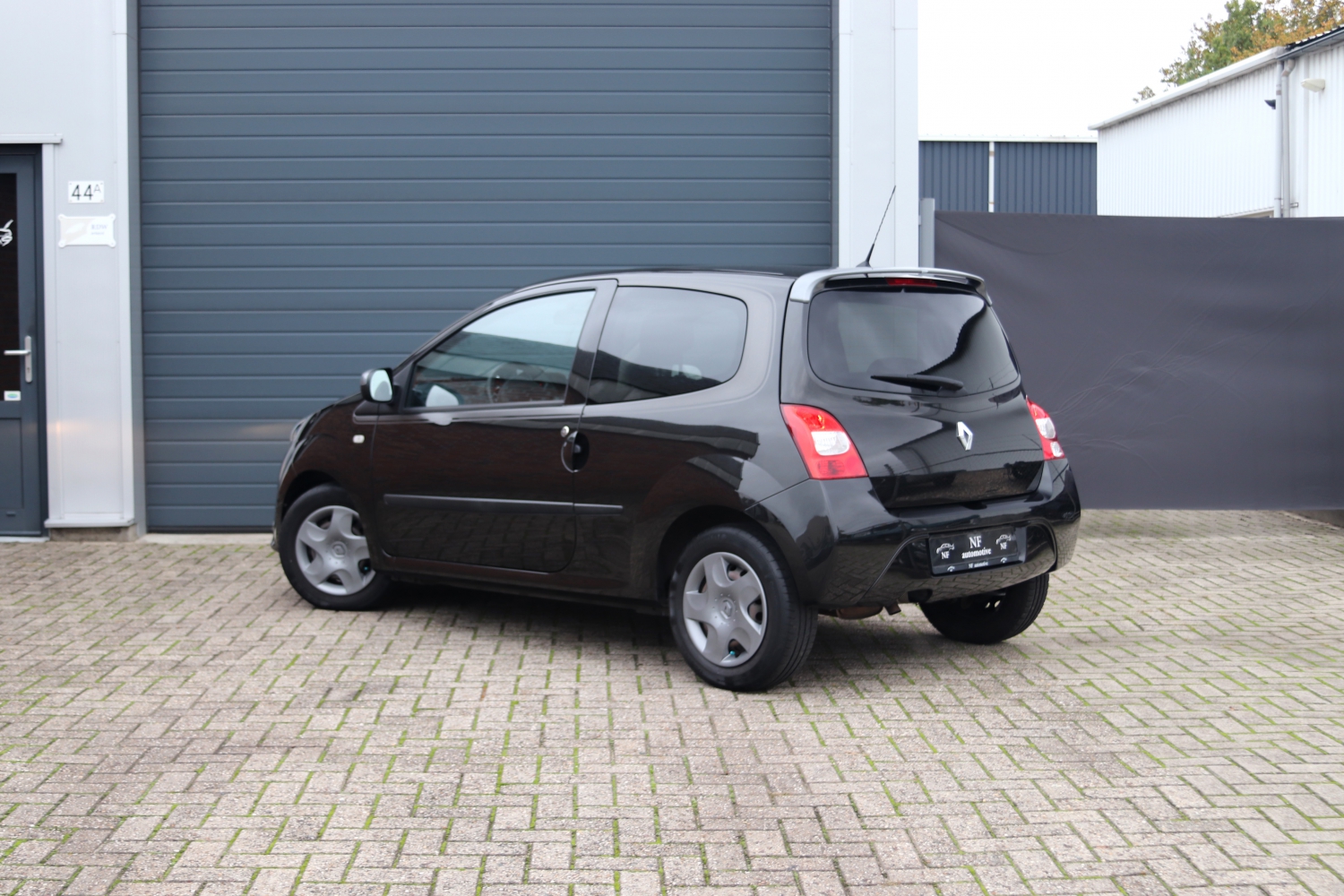 Renault-Twingo-00RBX7-004.JPG