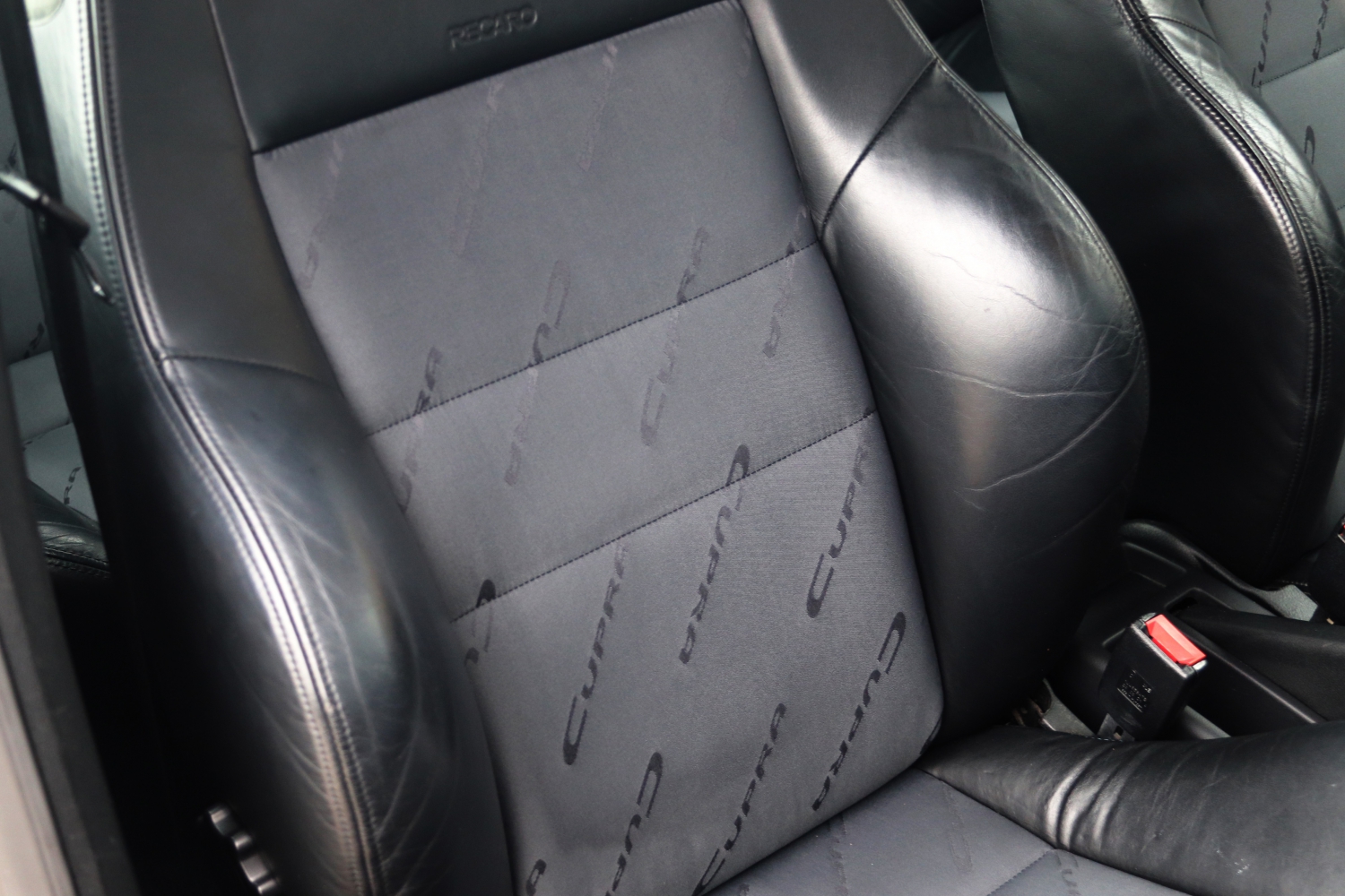 Seat-Leon-Cupra-V6-4X4-38HJFZ-047.JPG