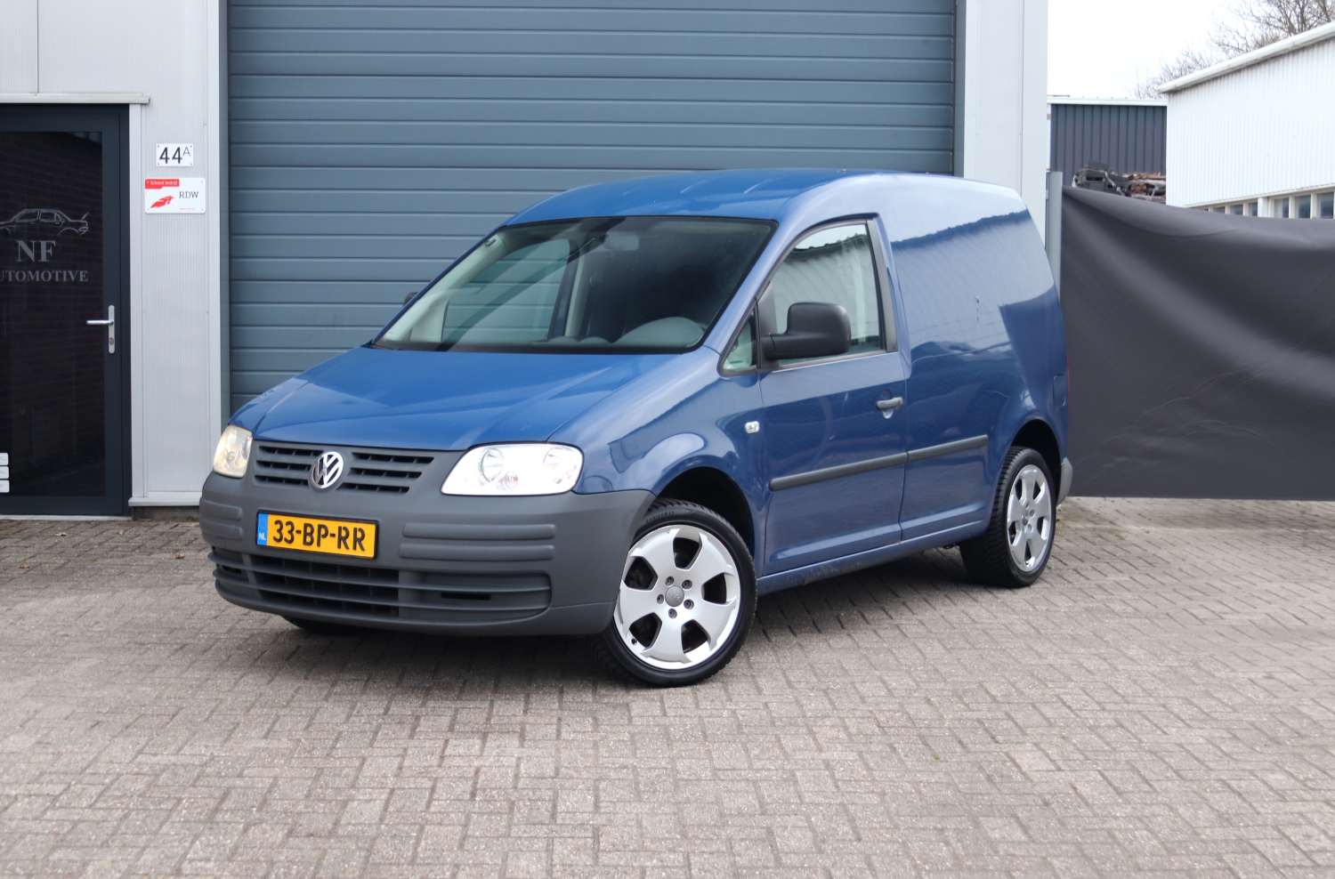Volkswagen-Caddy-19TDI-2004-33BPRR-001.JPG