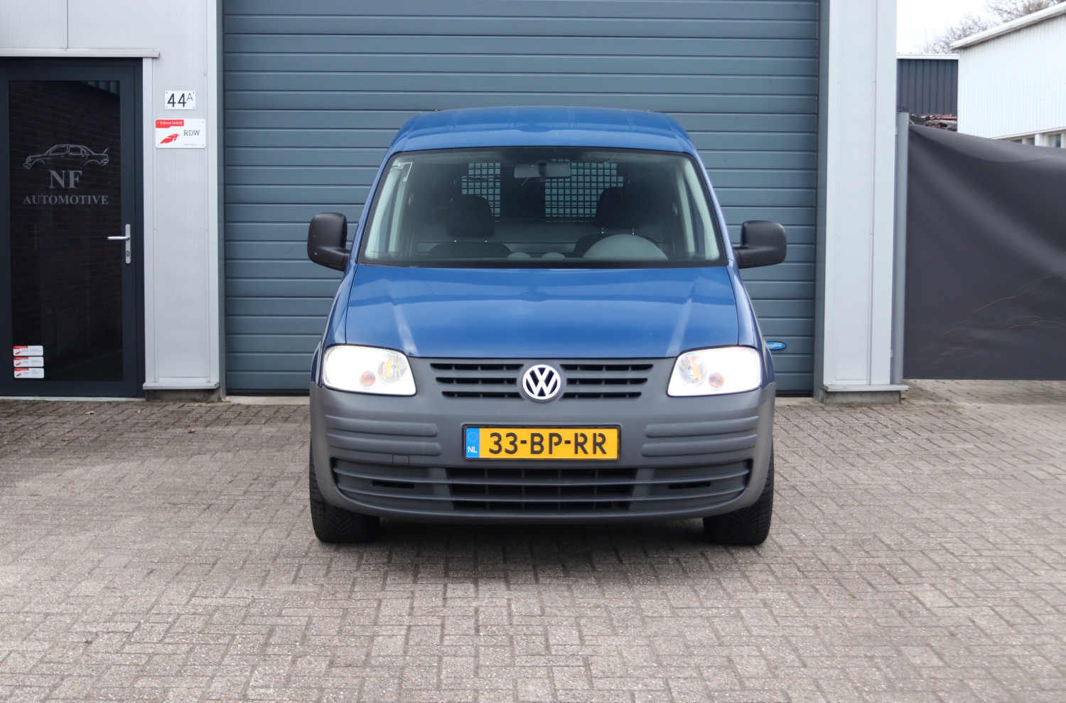 Volkswagen-Caddy-19TDI-2004-33BPRR-002.JPG